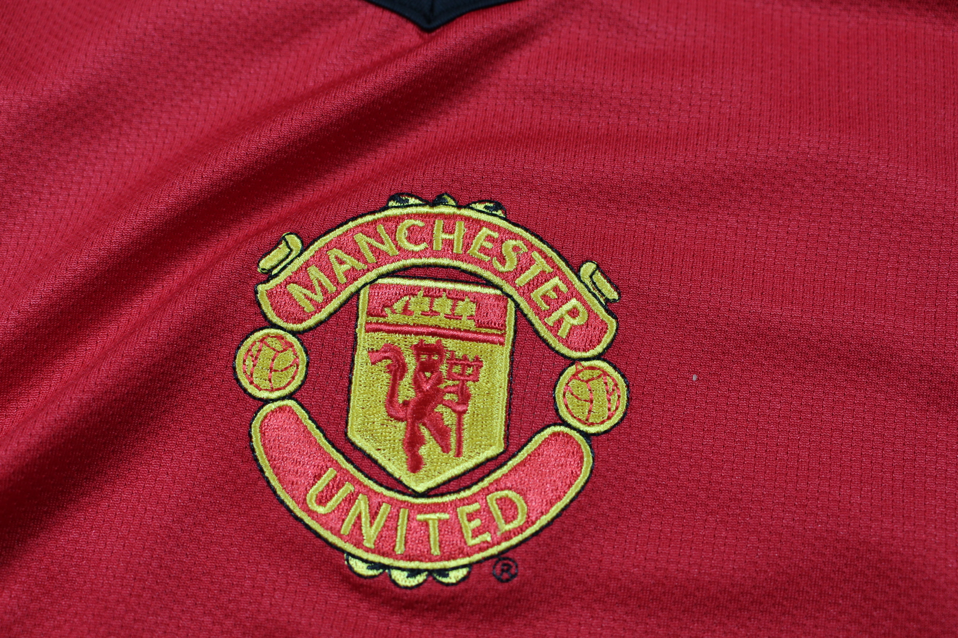 2005 Manchester United Red Retro Long Jersey/2005曼联红色长袖