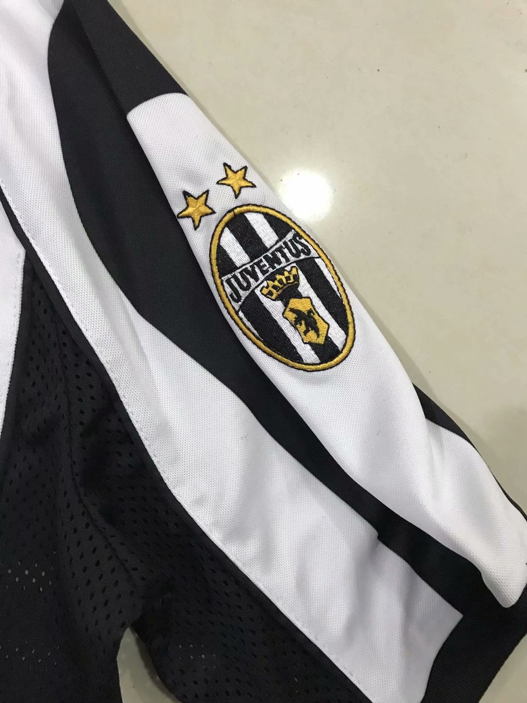 97-98 Juventus Home Retro Jersey/97-98尤文主场