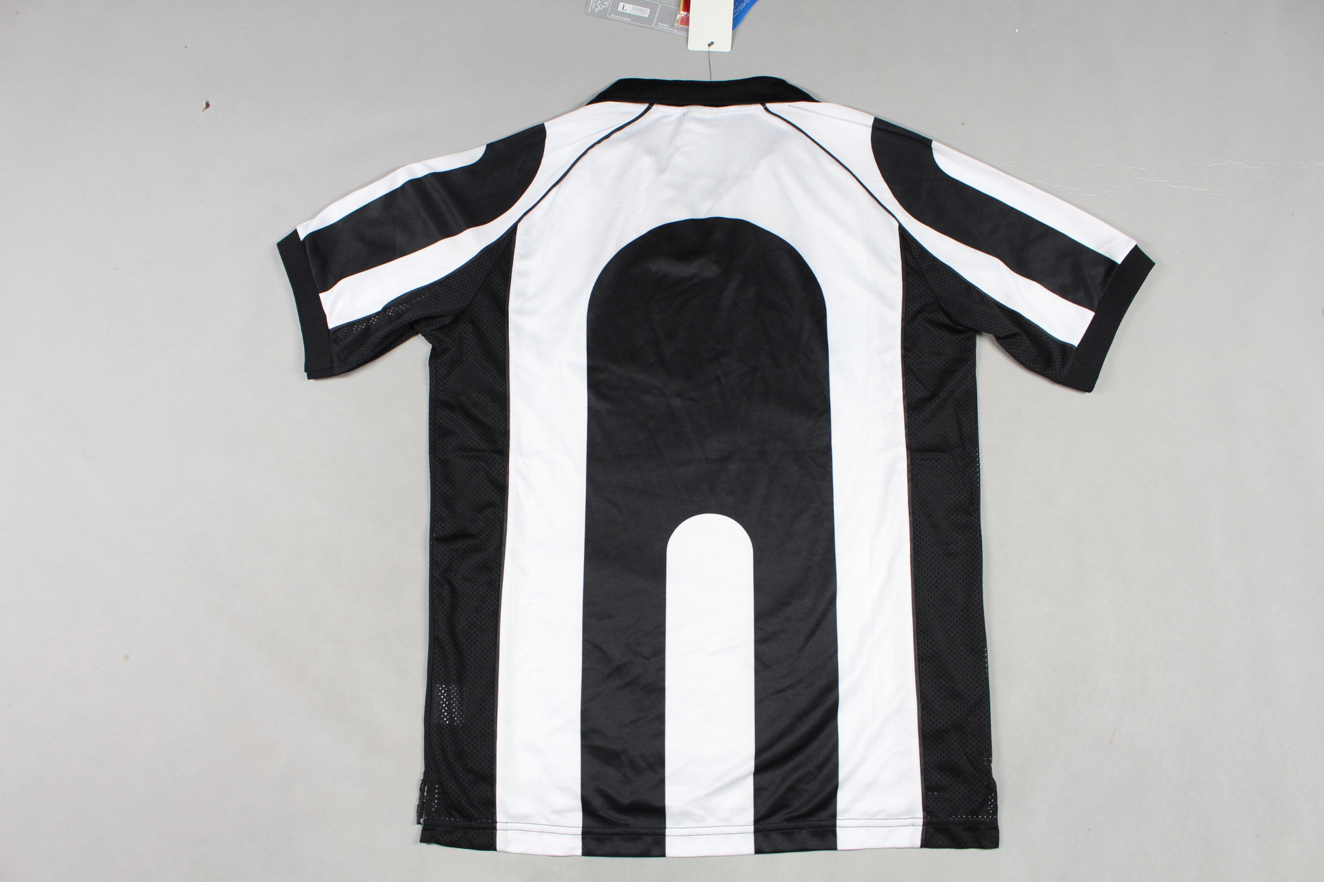 97-98 Juventus Home Retro Jersey/97-98尤文主场