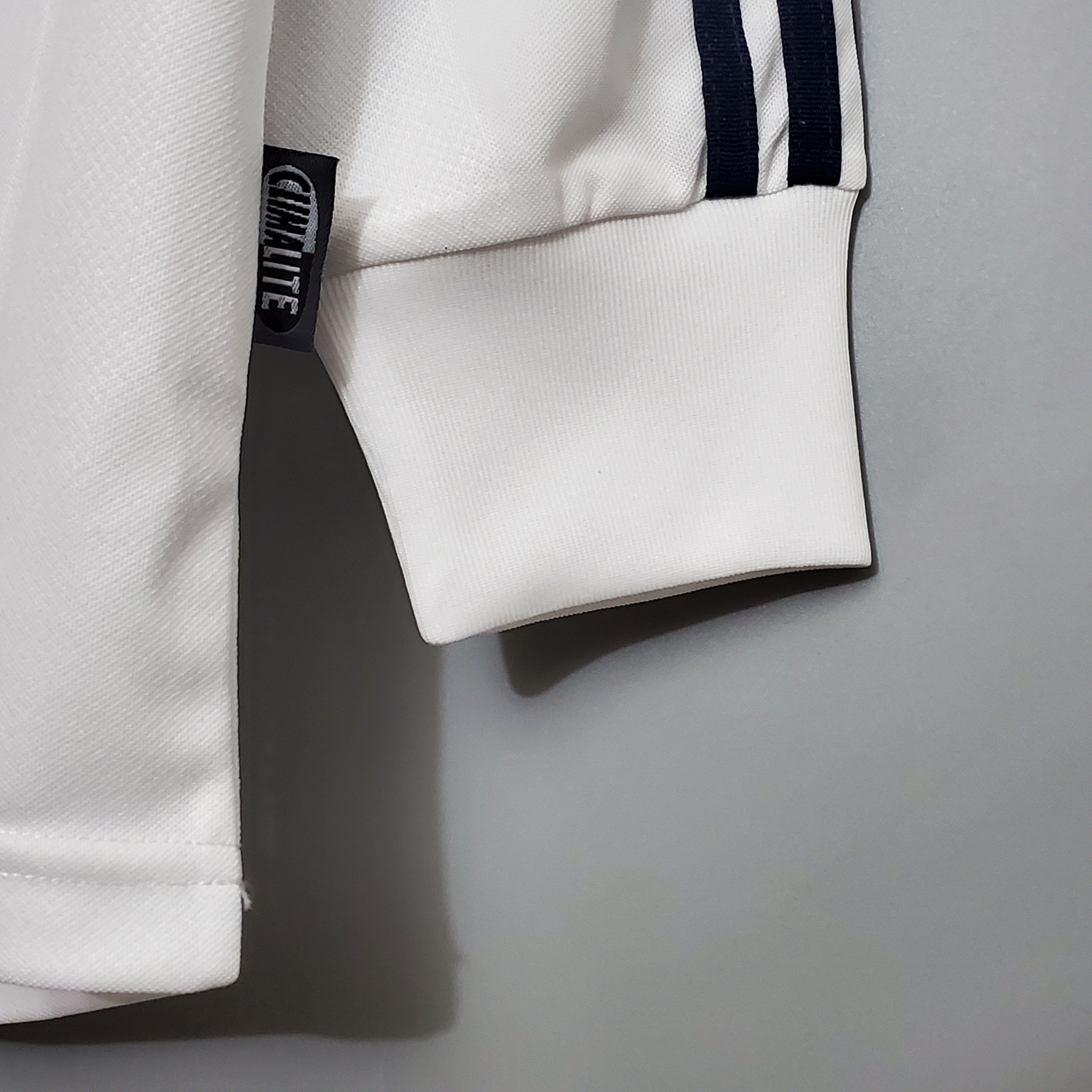 2002 Real Madrid Home Long Sleeve Retro Jersey/2002 皇马主场长袖