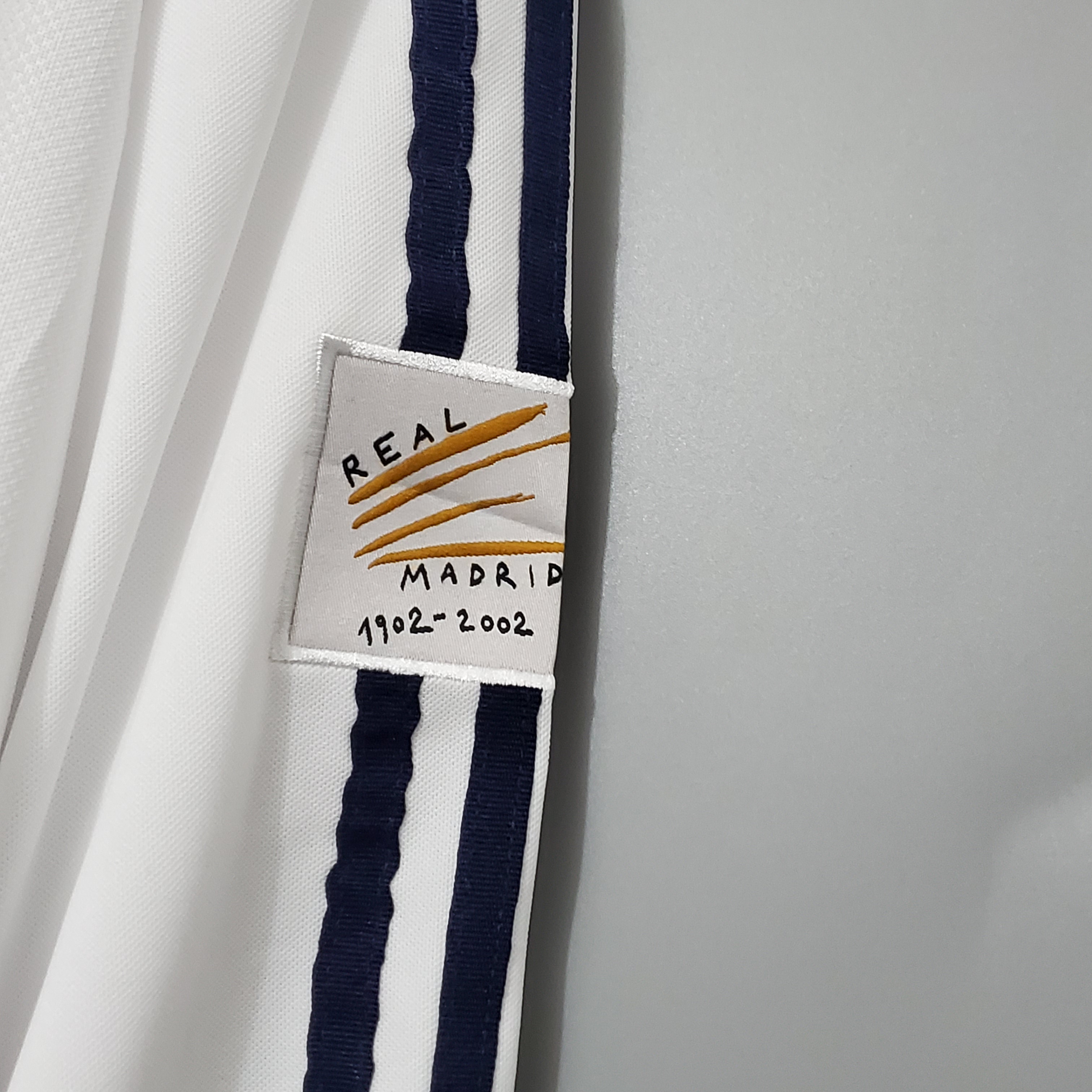 2002 Real Madrid Home Long Sleeve Retro Jersey/2002 皇马主场长袖
