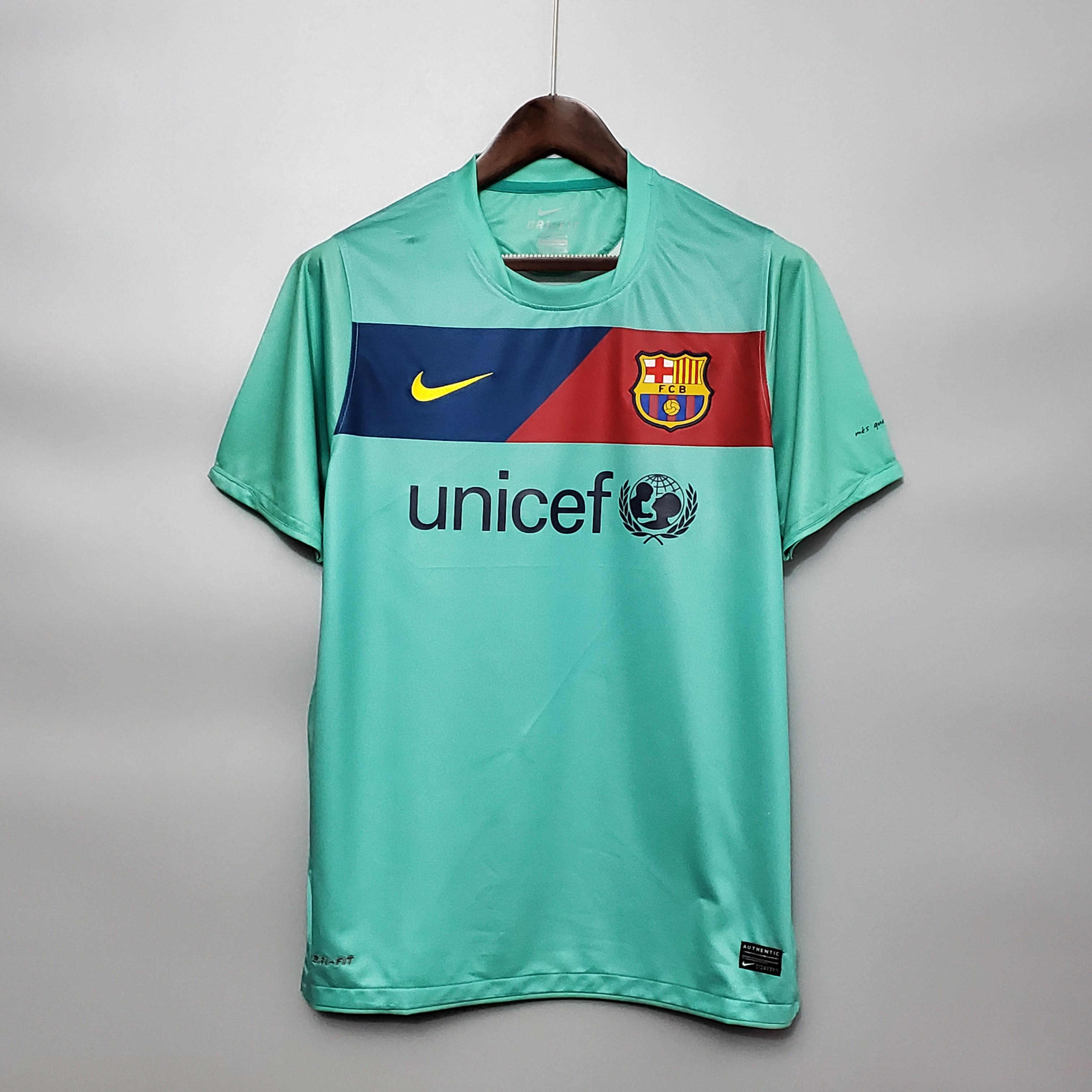 10-11 Barcelona Away Retro Jersey/10-11巴萨客场