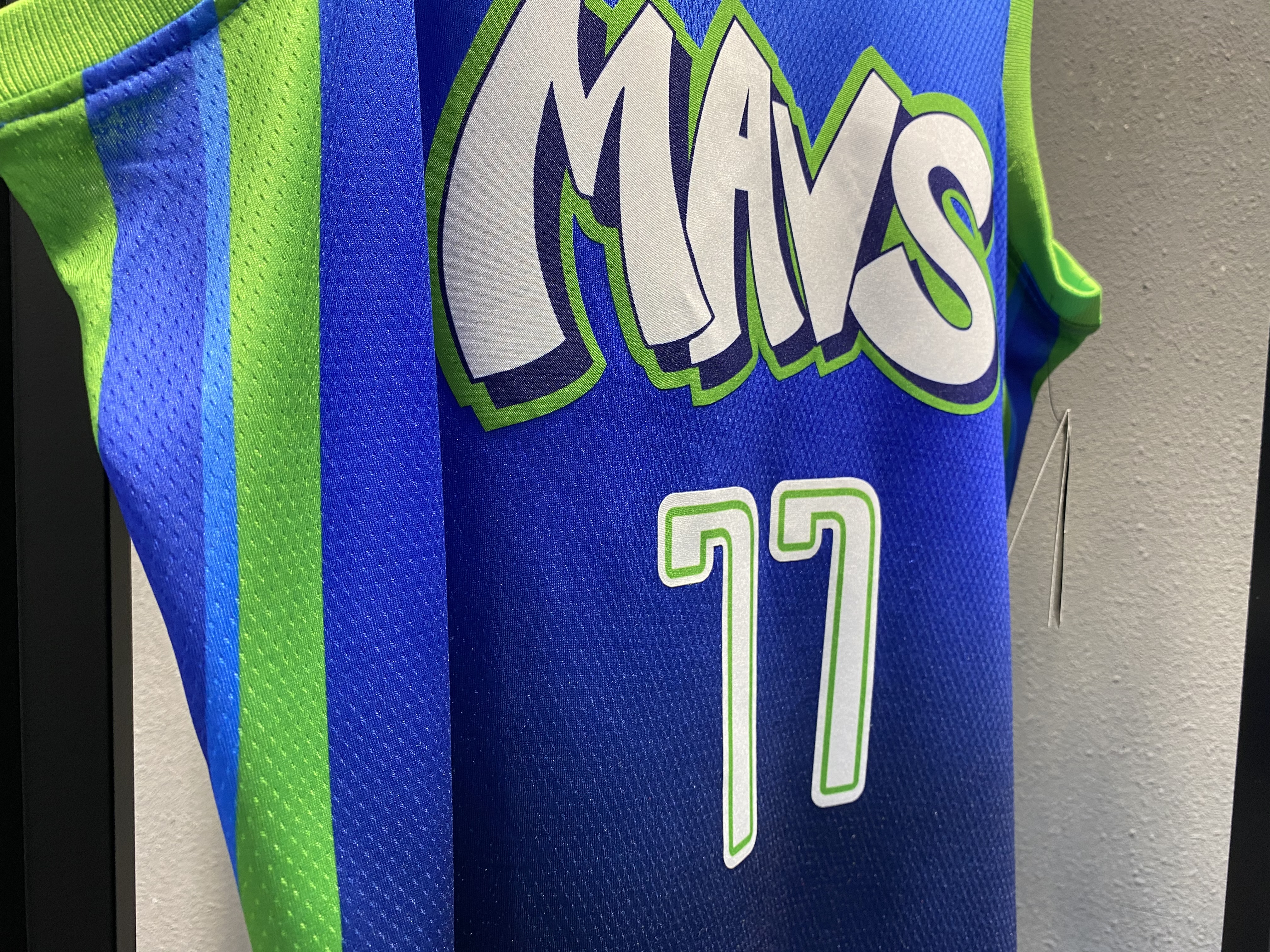 Dallas Mavericks Gradient Blue  Jersey