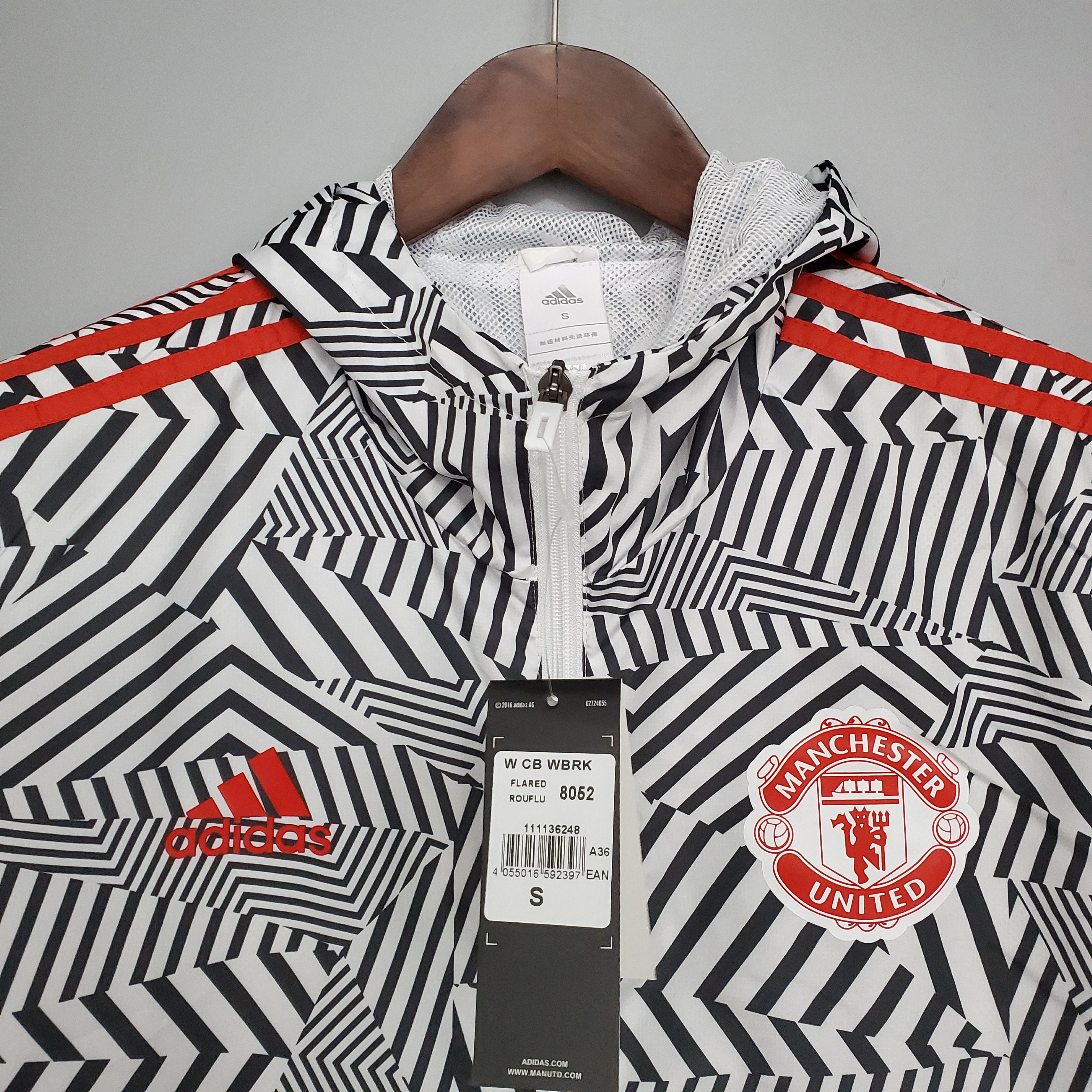 2122 Windbreaker Manchester United  Black and White Stripes S-XXL