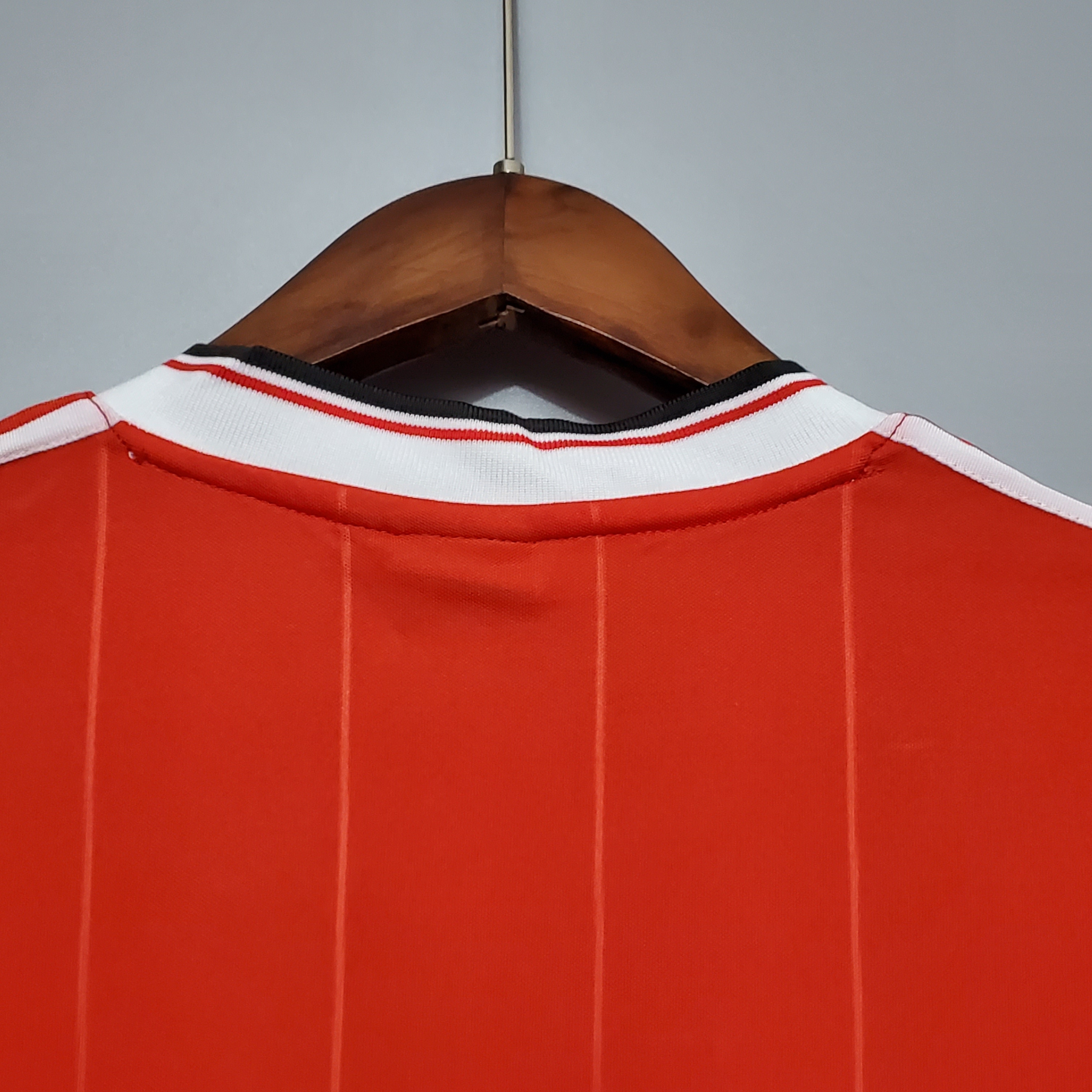 83-84 Manchester United Home Red Retro Jersey/83-84曼联主场
