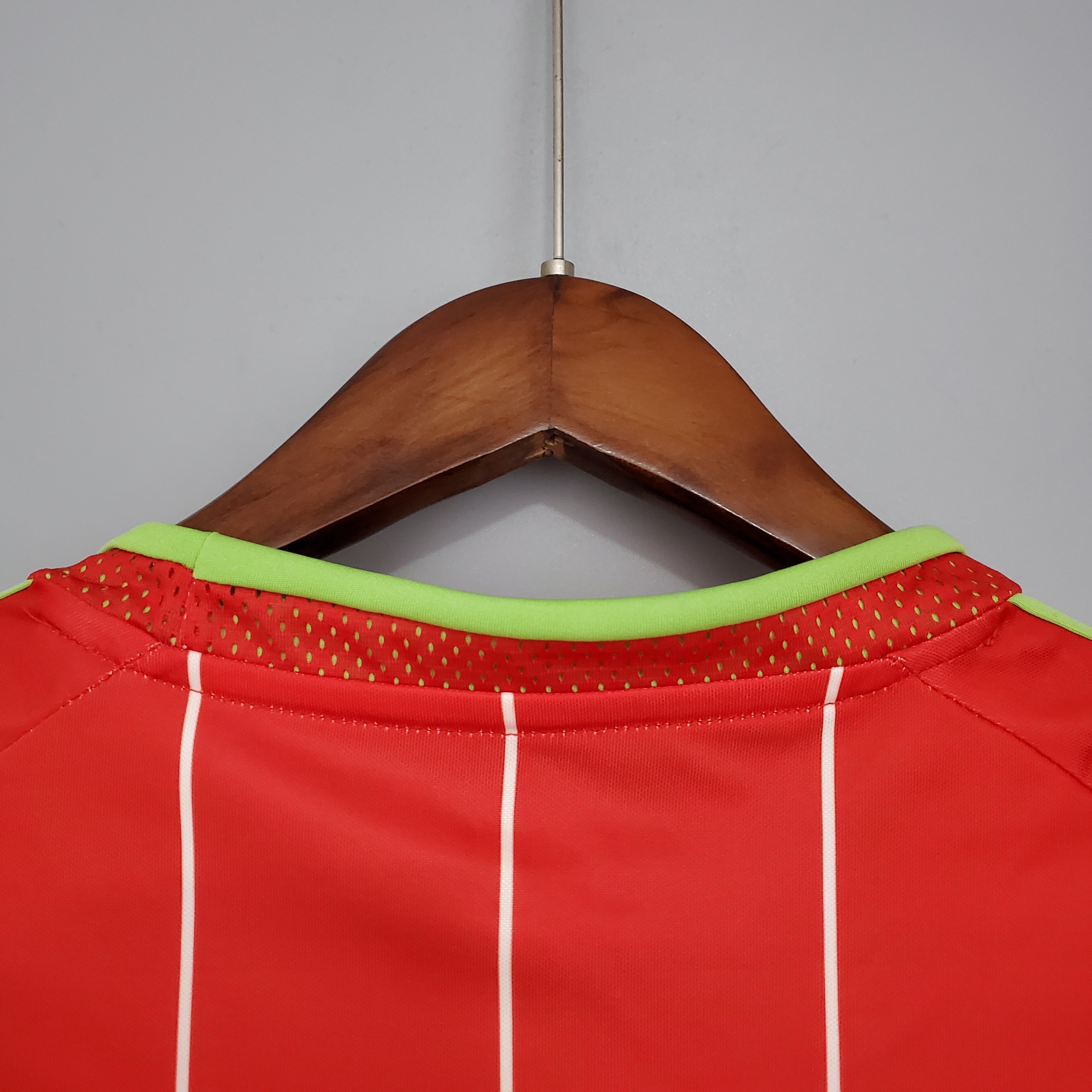 15-16 Wales Home Retro Jersey/15-16 威尔士主场