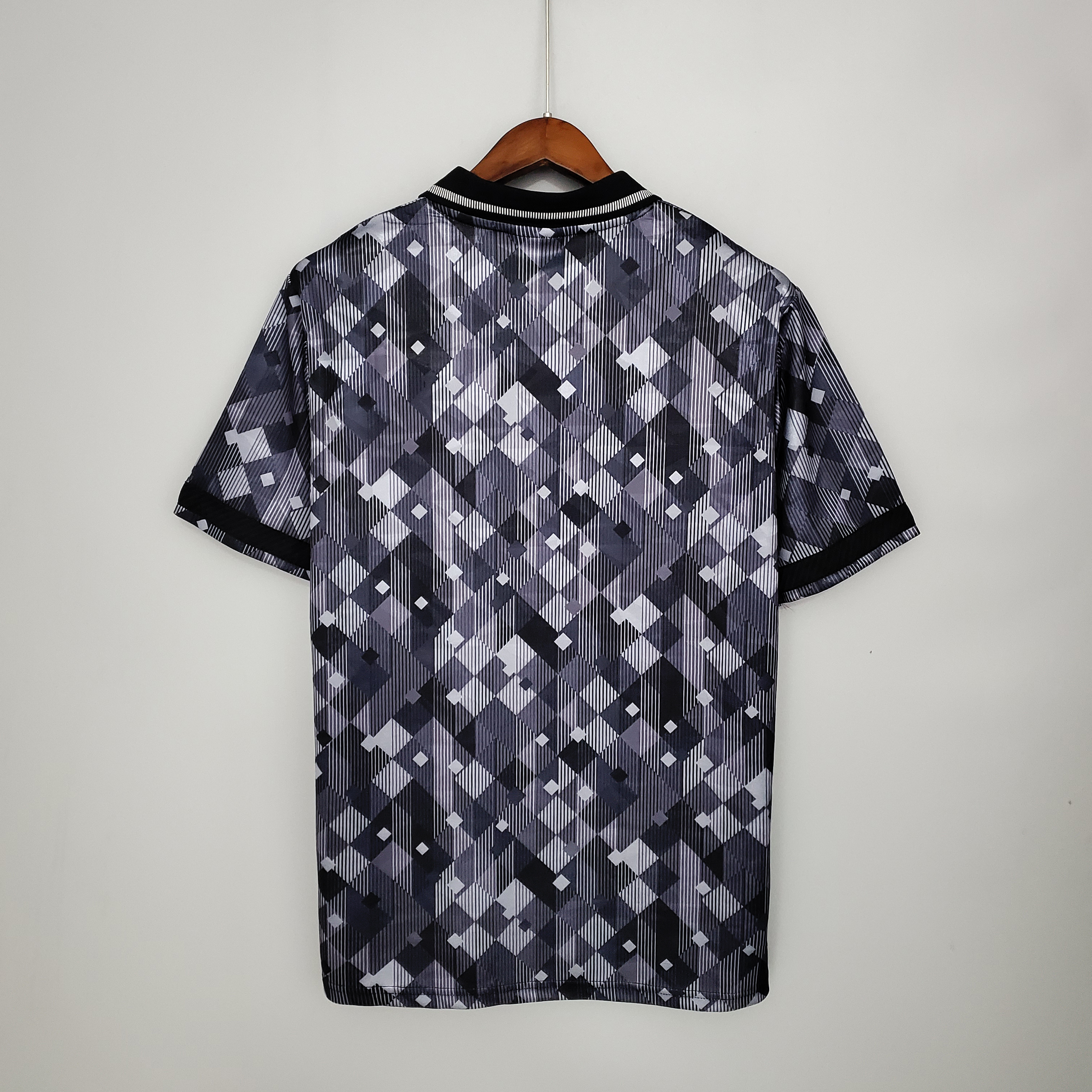 1990 England Retro black away fans version jersey/1990 英格兰客场