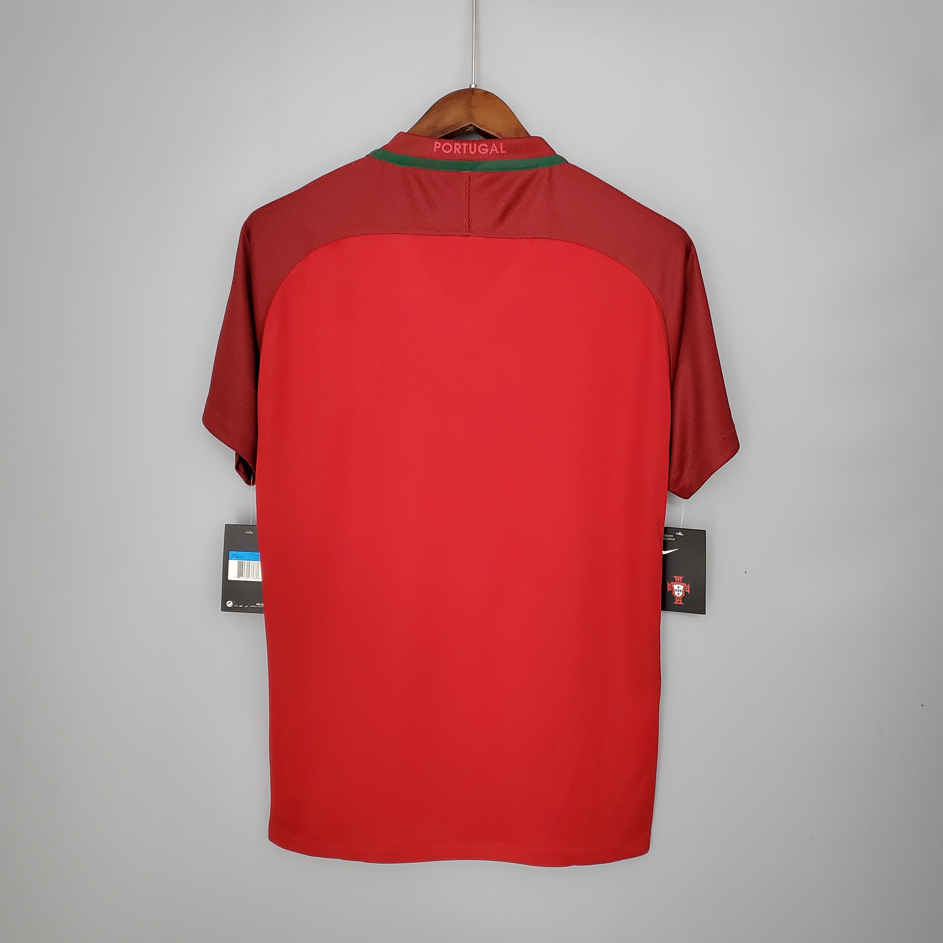 2018 Portugal Home Retro Jersey/2018 葡萄牙主场