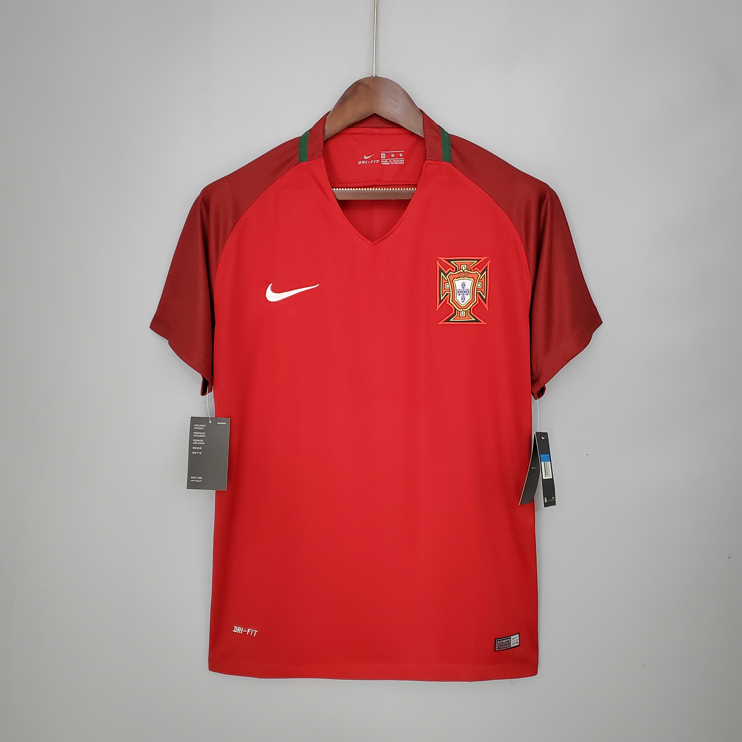 2018 Portugal Home Retro Jersey/2018 葡萄牙主场