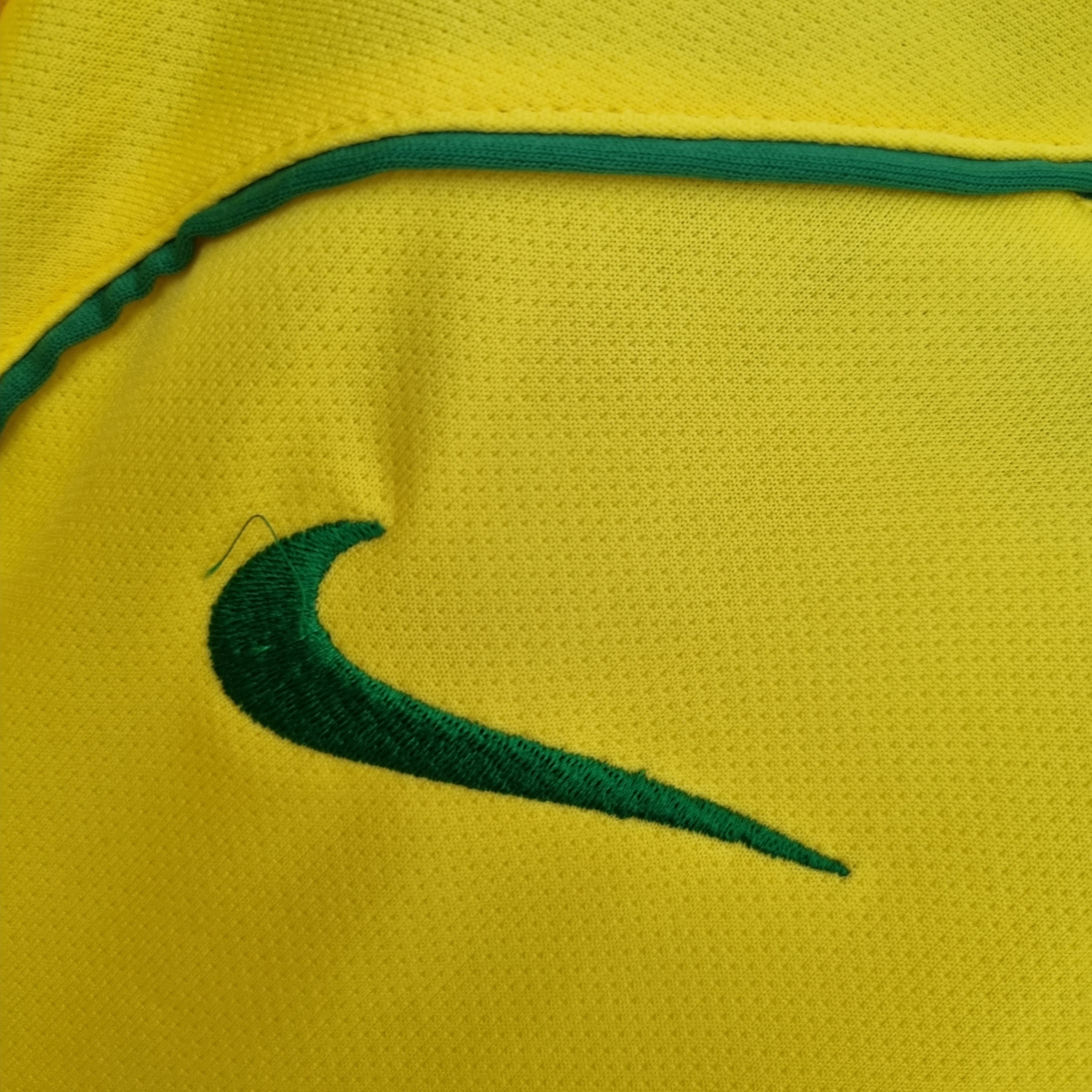 04-06 Brazil Home Retro Jersey/04-06 巴西主场