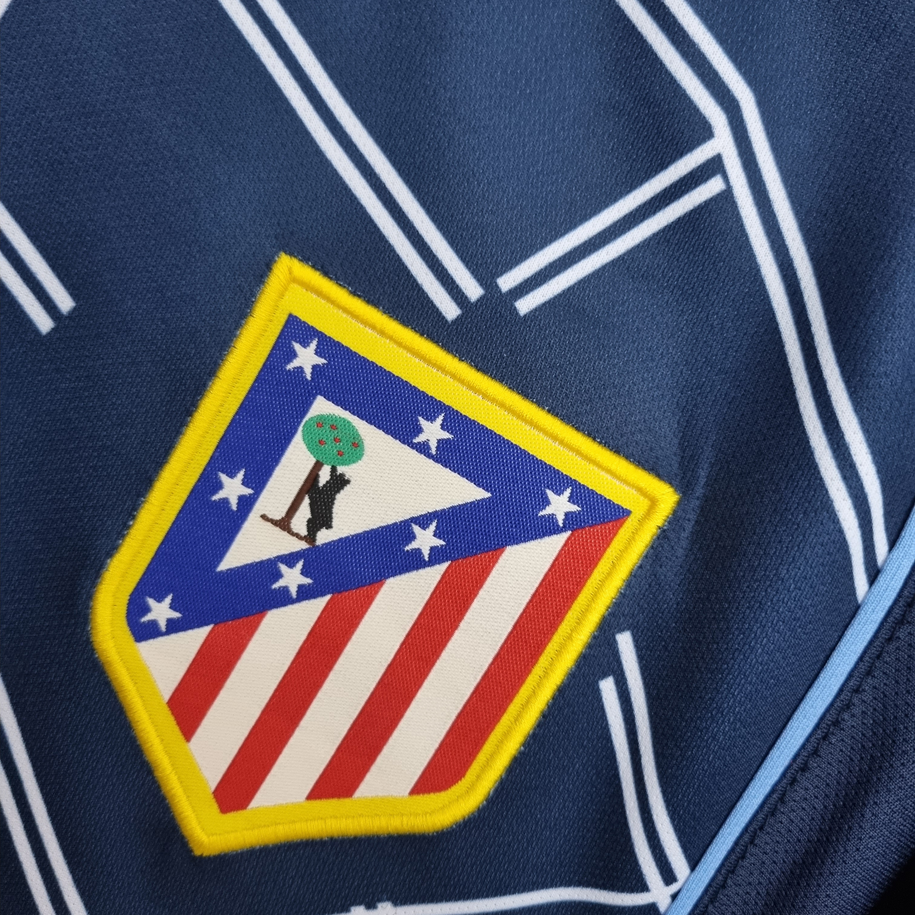 04-05 Atletico Madrid Away Retro Jersey/04-05 马竞客场