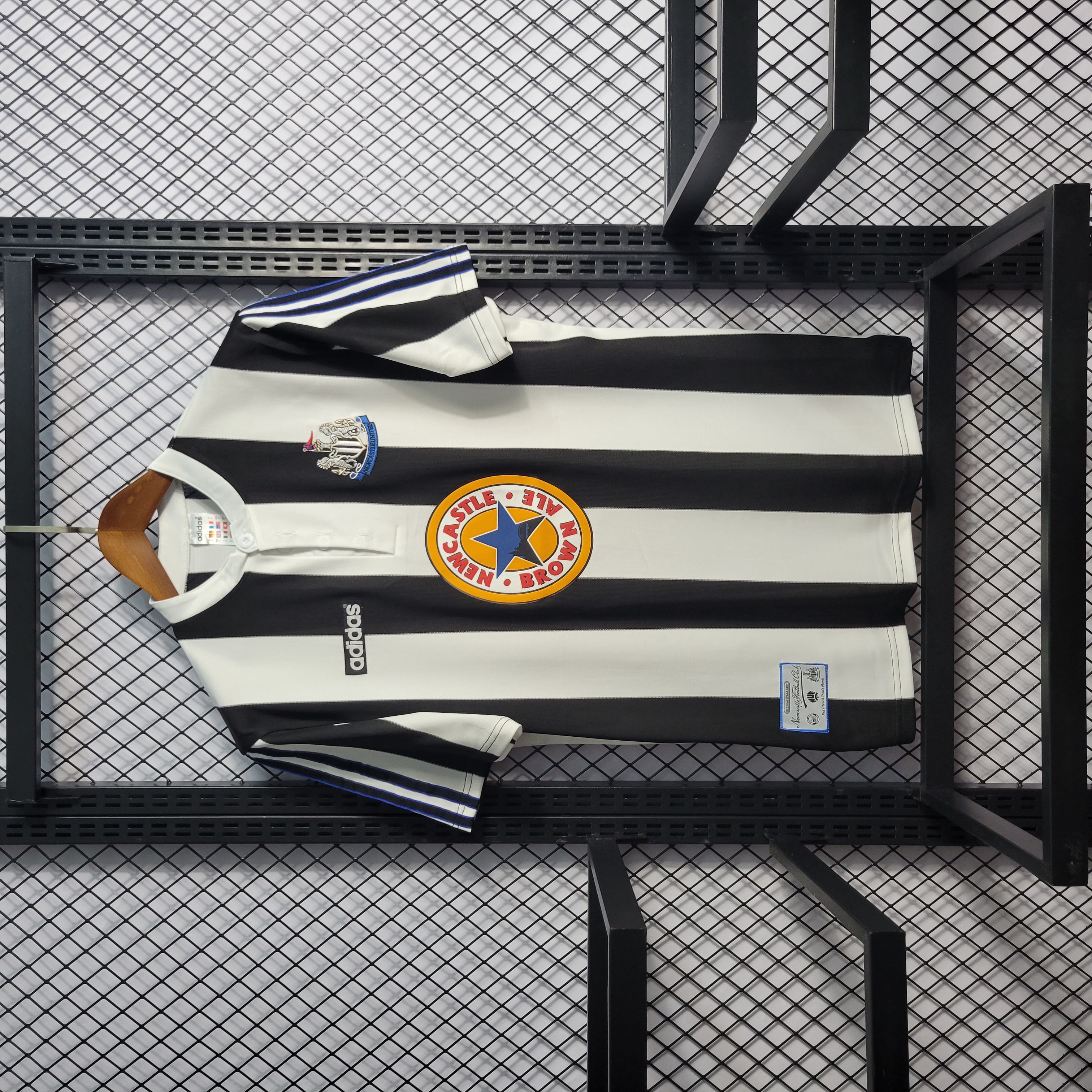 95-97 Newcastle United Home Retro Jersey/95-97 纽卡斯尔联主场