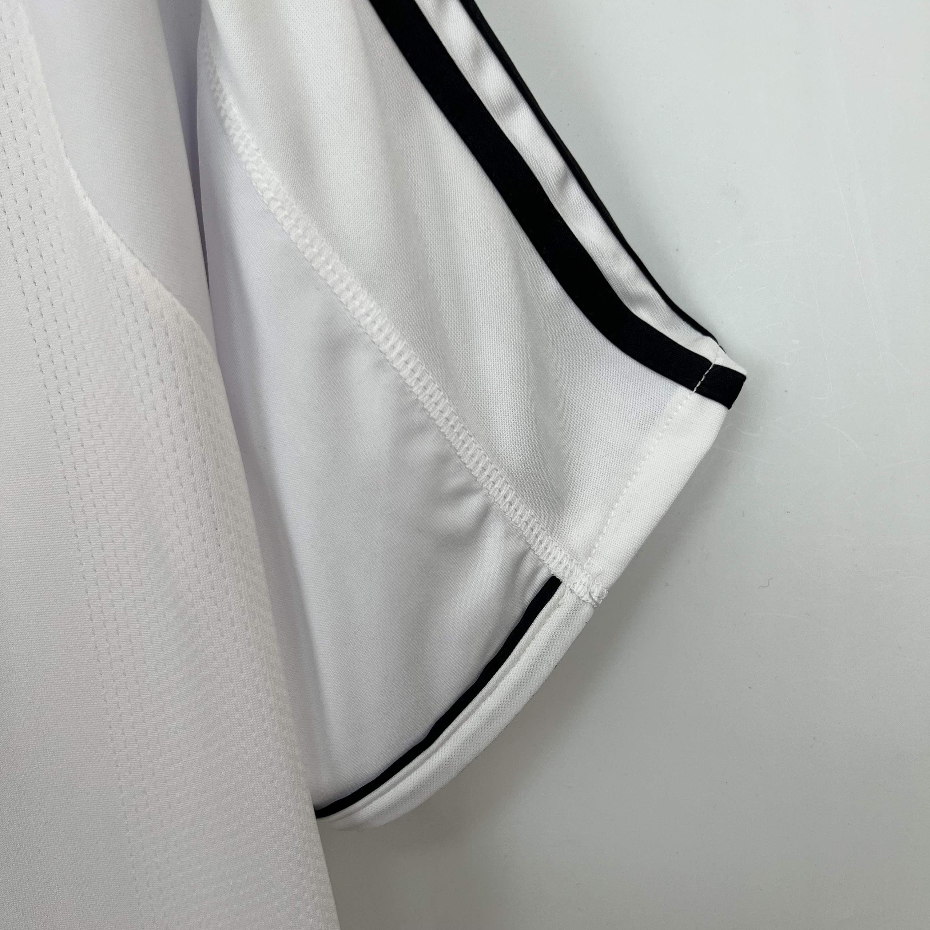 03-04 Real Madrid Home Retro Jersey/03-04 皇马主场
