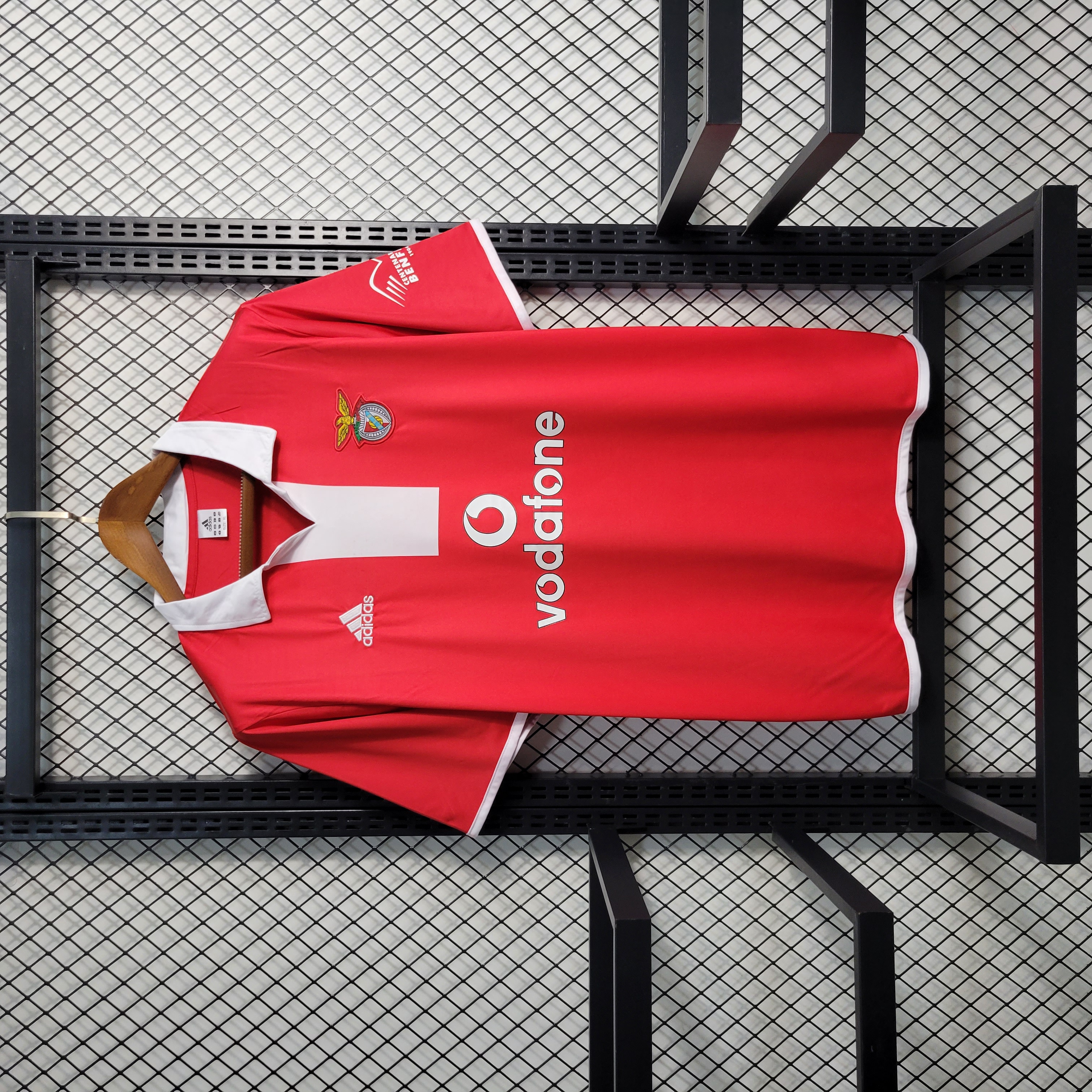 04-05 Benfica Red Retro Jersey/04-05 本菲卡红色