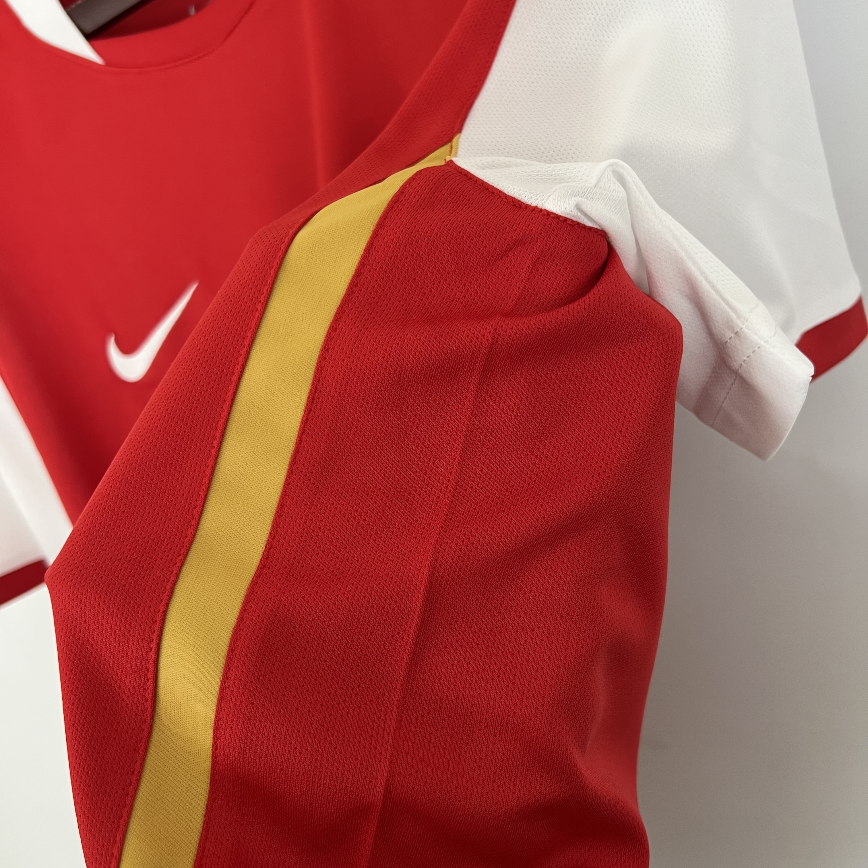 2006 Arsenal Home Retro Jersey/2006 阿森纳主场