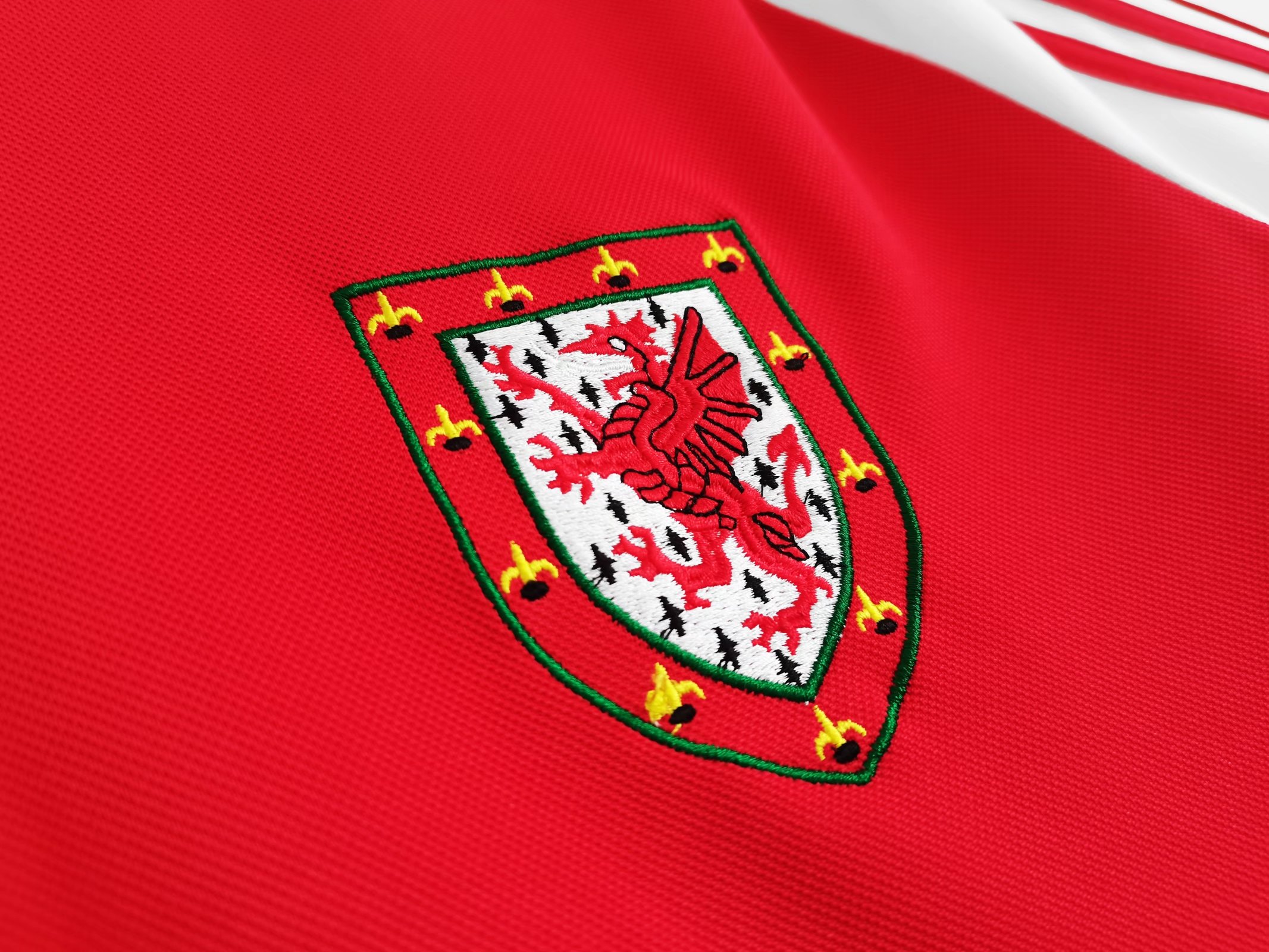 1982 Wales Home Retro Jersey/1982 威尔士主场