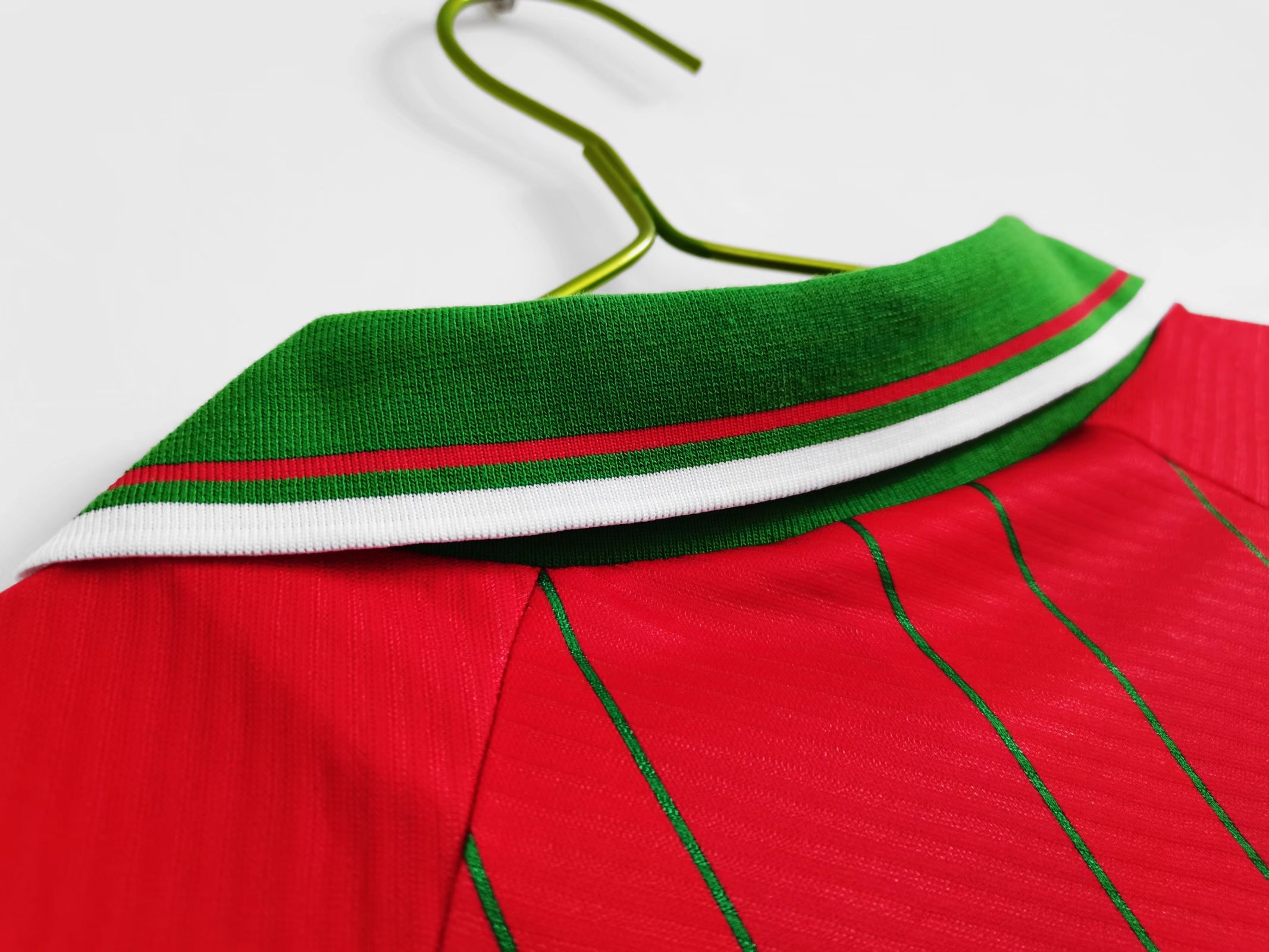 1994-96 Wales Home Retro Jersey/94-96 威尔士主场