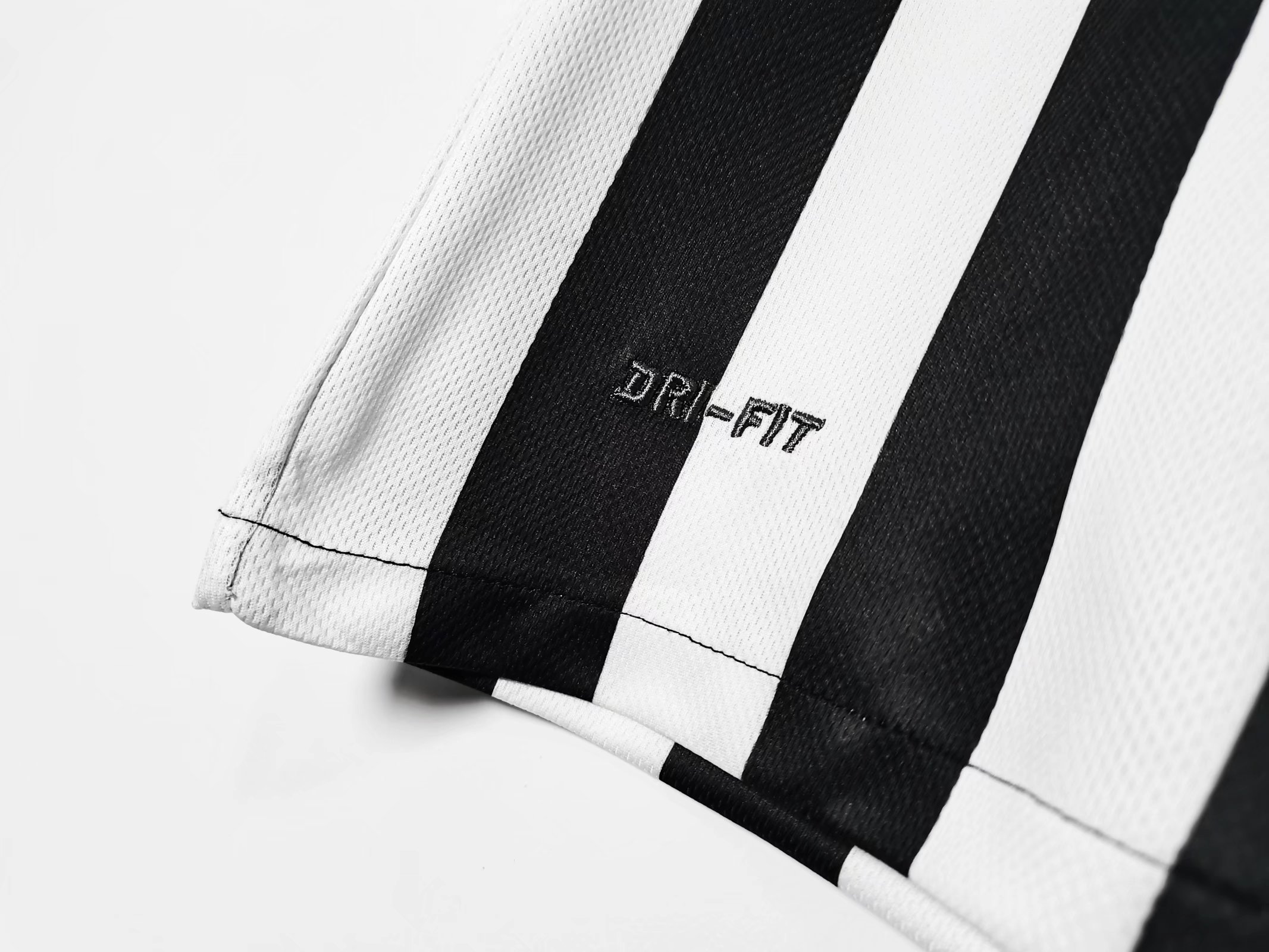 2013 Santos Away Retro Jersey/2013 桑托斯客场