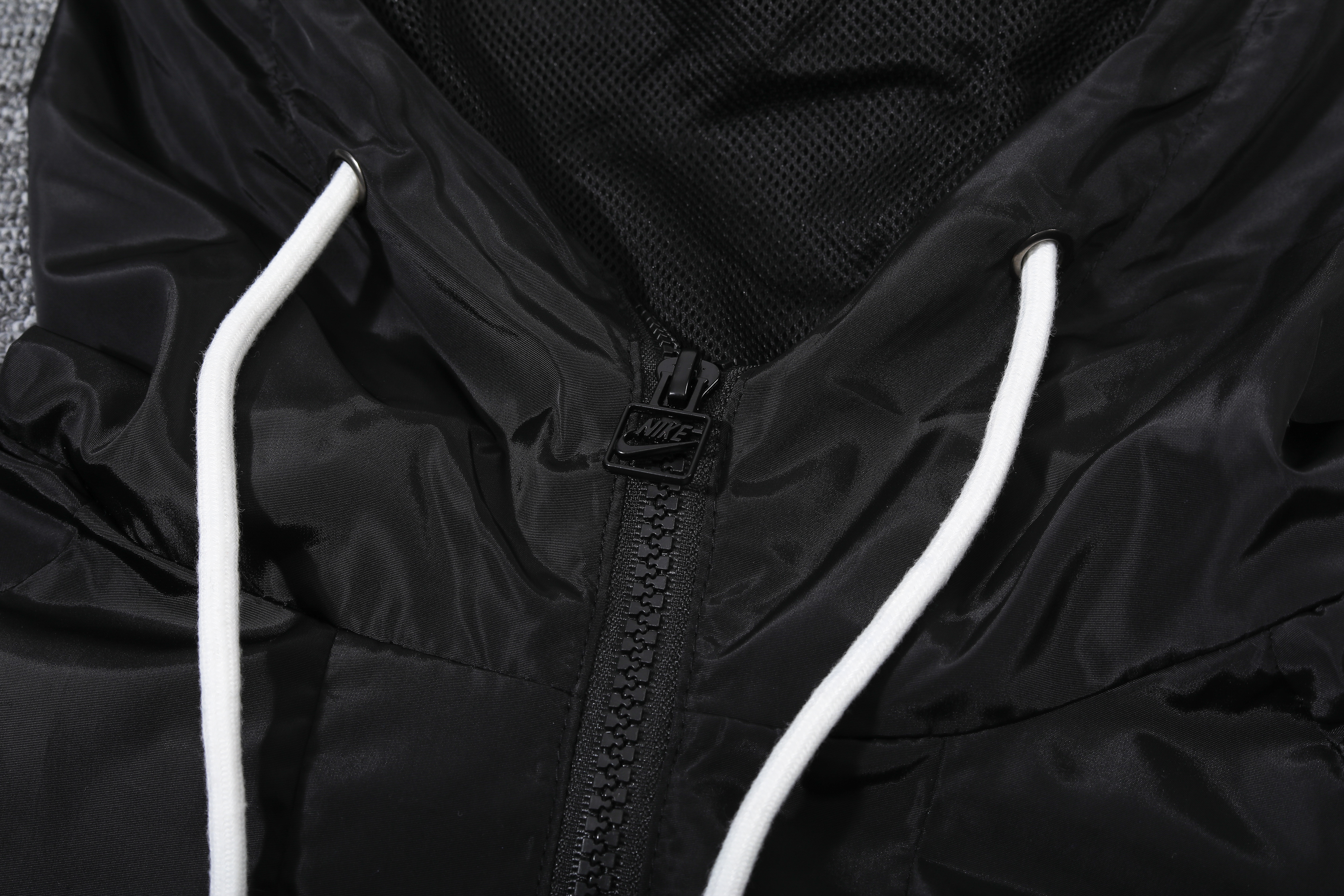 2023 PSG Player Hooded Windbreaker S-XXL/2023巴黎黑色球员版防风衣