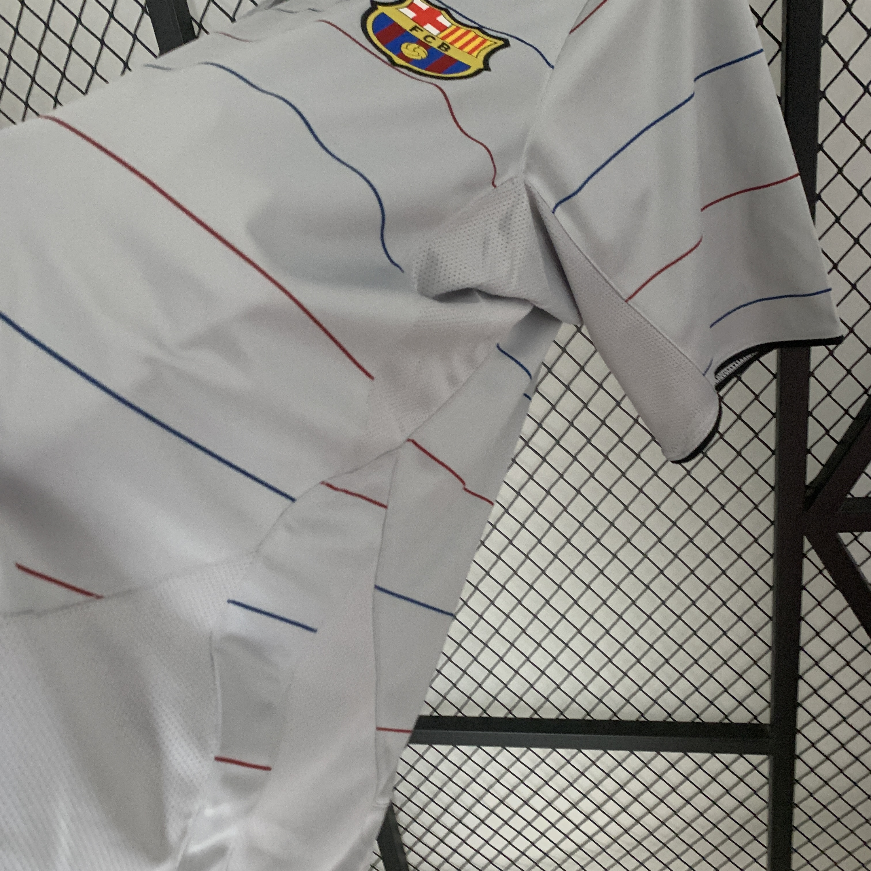 2003-04 Barcelona Away Retro Jersey/03-04巴萨客场