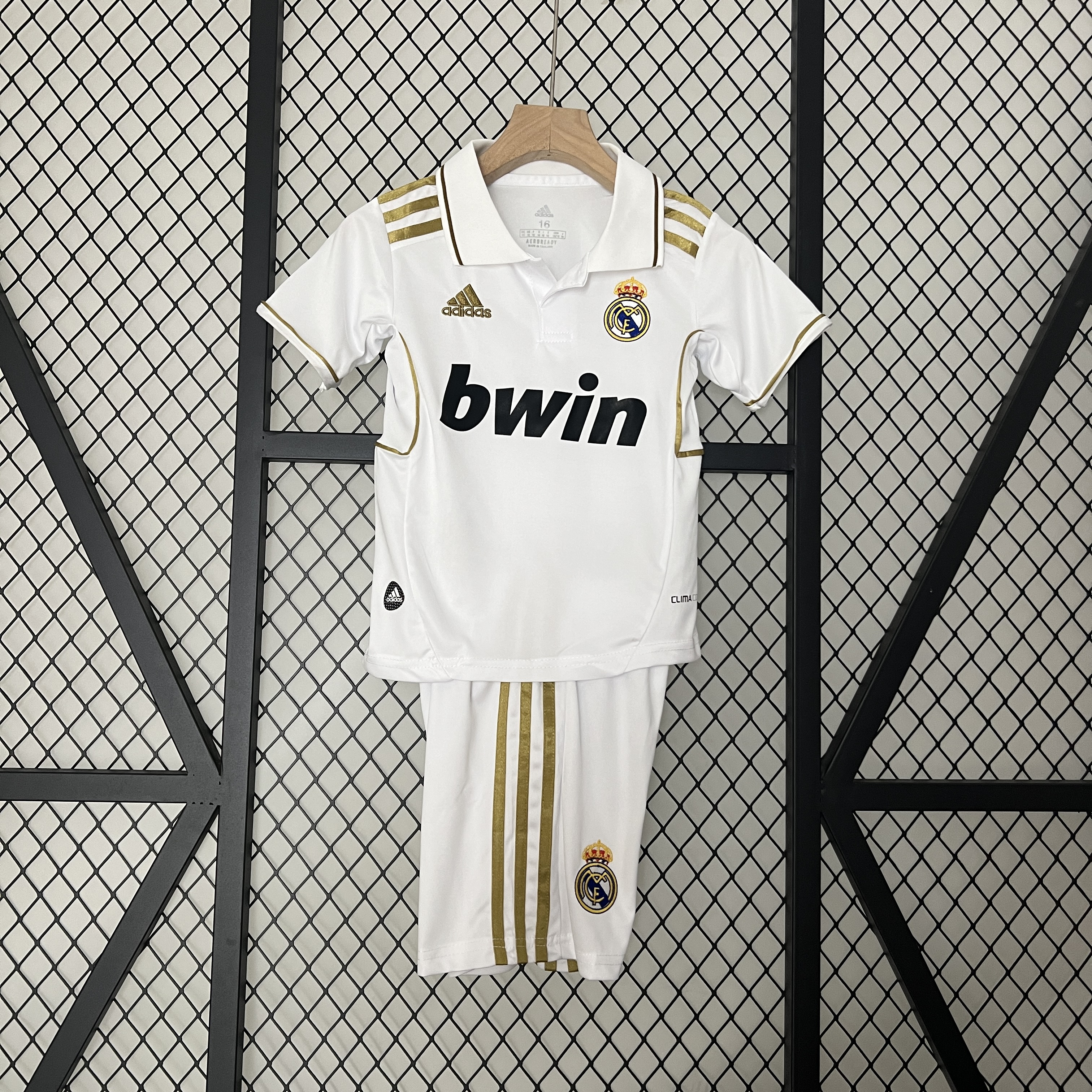 Retro 11-12 Real Madrid Home Kids Kit/11-12皇马主场童装