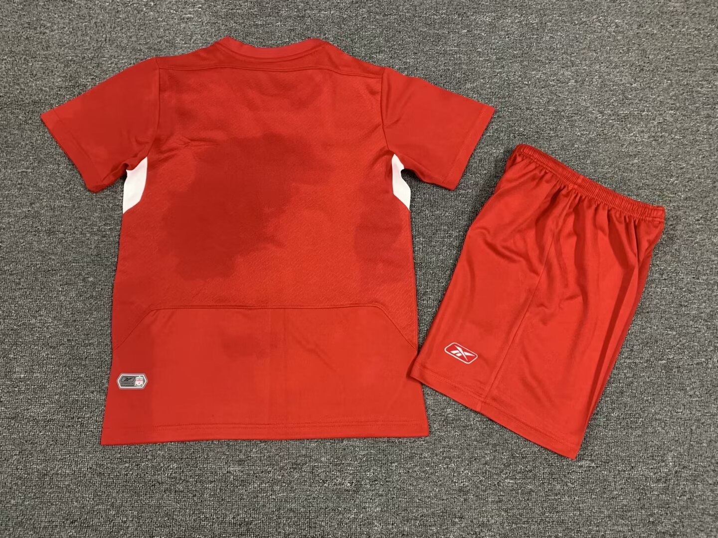 Retro 04-05  Liverpool Home Kids Kit/04-05 利物浦主场童装
