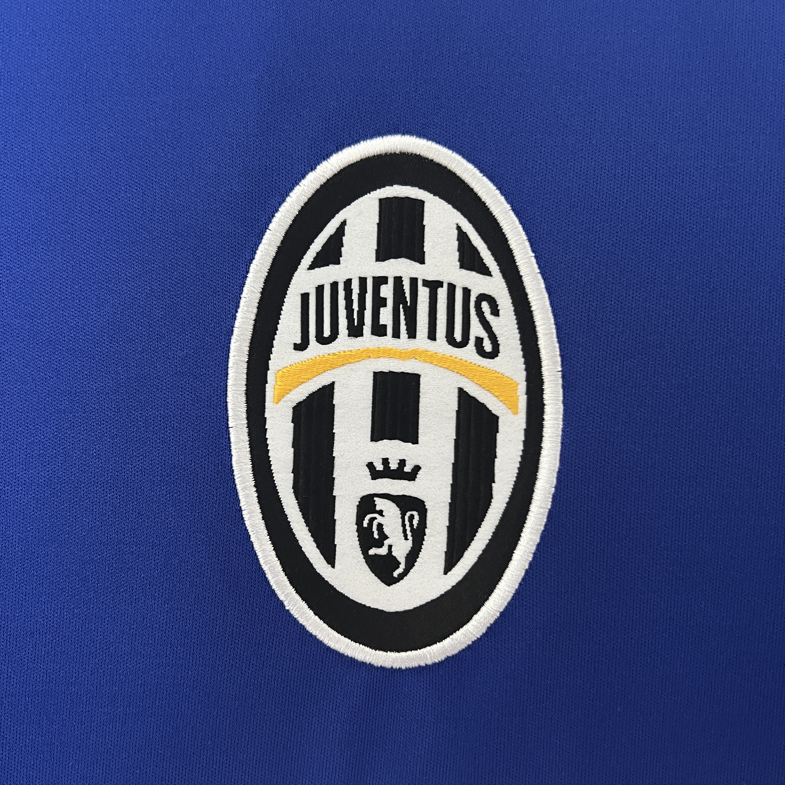 04-05 Juventus Away Retro Jersey/ 04-05 尤文客场复古