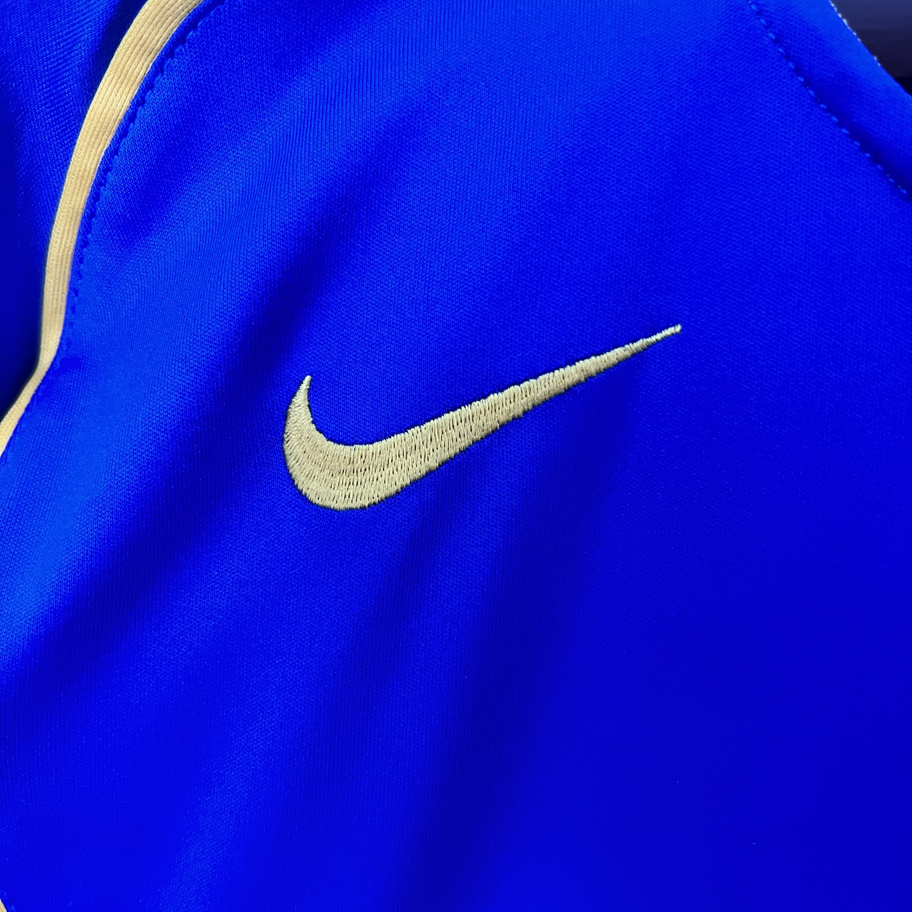04-05 Juventus Away Retro Jersey/ 04-05 尤文客场复古