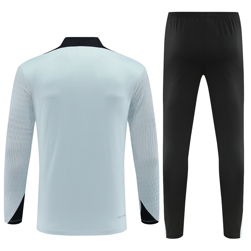 24-25 Barcelona grey Player Version Training Suit/24-25巴萨半拉训练服，球员版