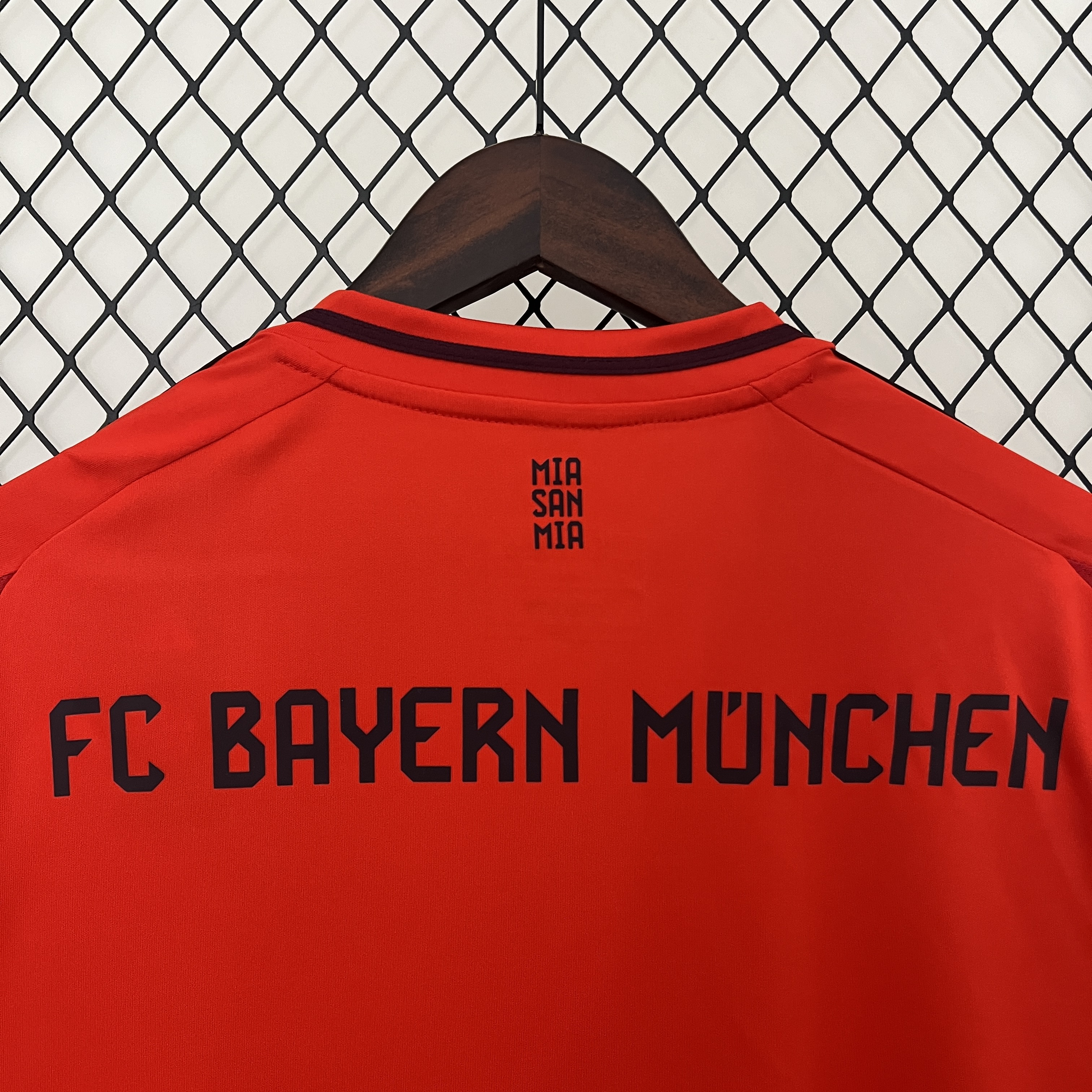 24-25  Bayern Munich Home Fans Jersey/ 24-25 拜仁主场球迷版