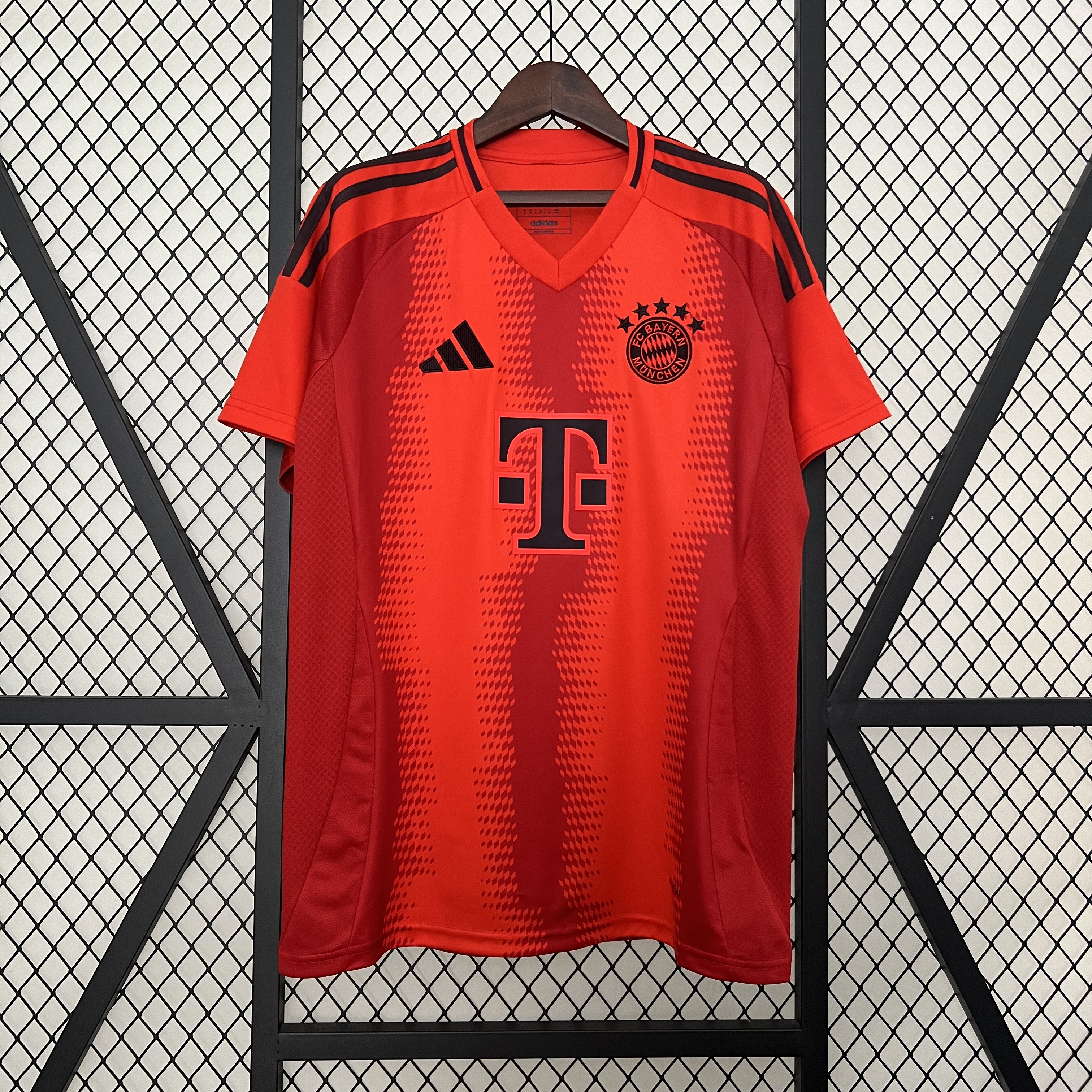 24-25  Bayern Munich Home Fans Jersey/ 24-25 拜仁主场球迷版