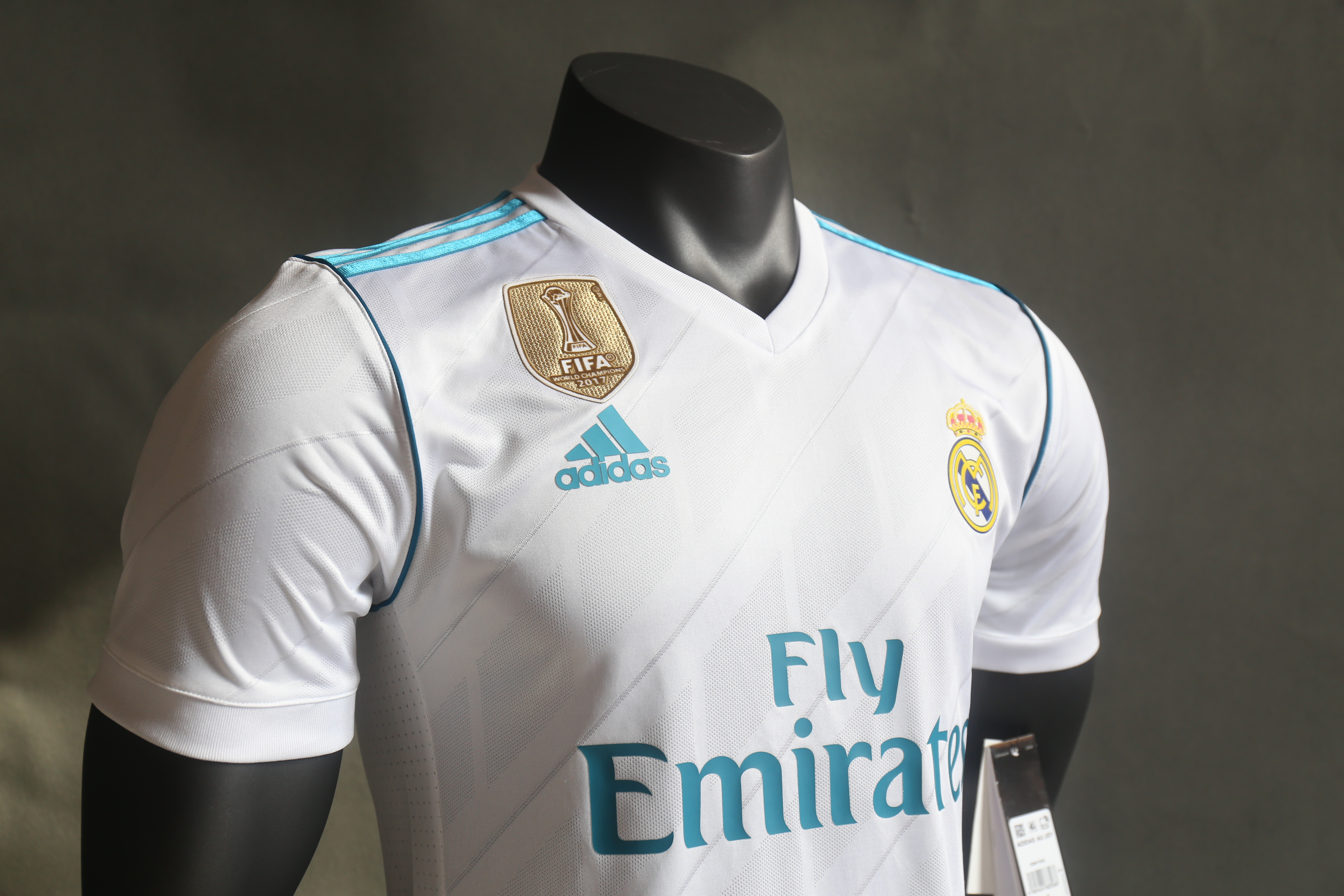 17-18  Real Madrid  Home Player  Retro Jersey/ 17-18 皇马主场复古球员
