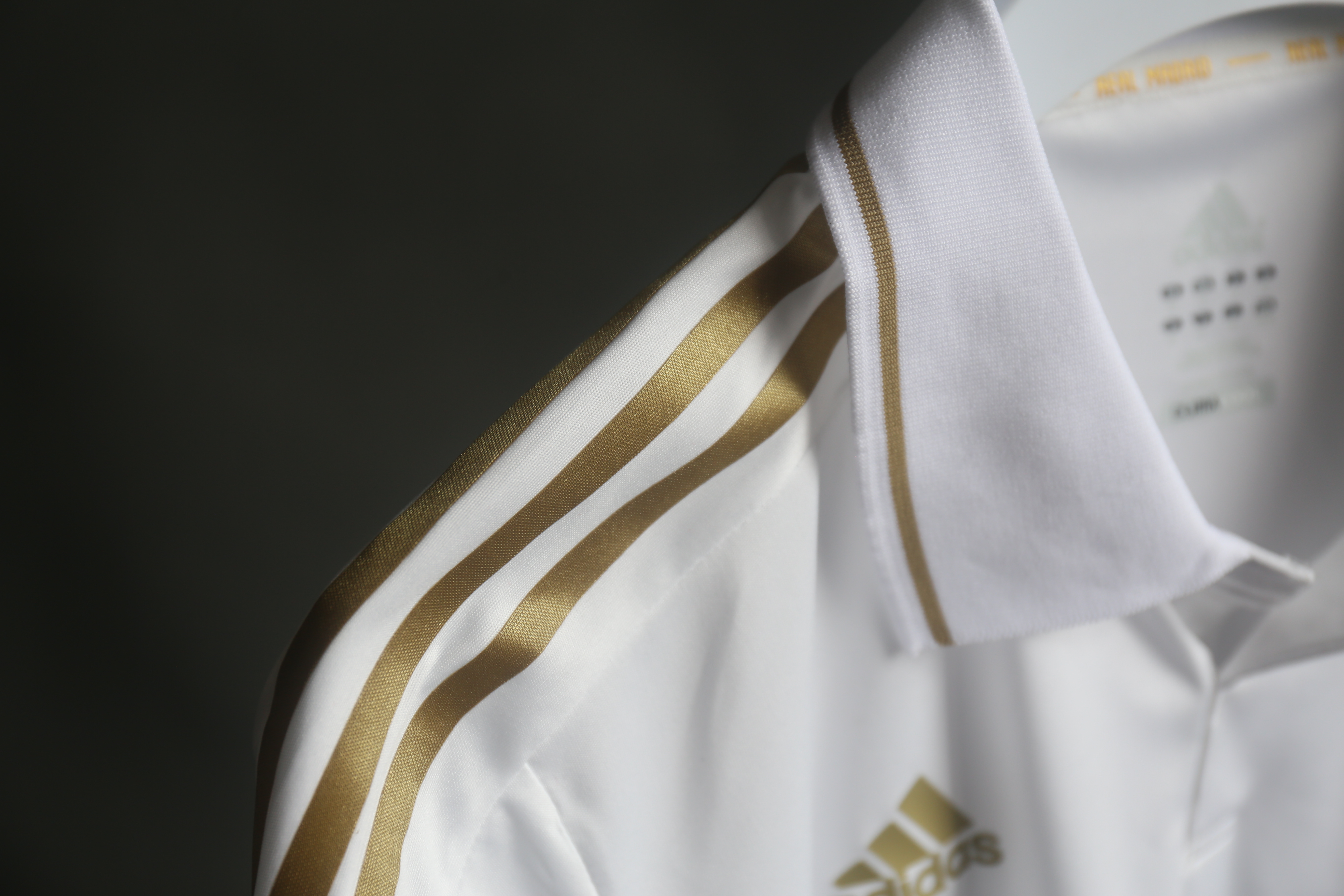 11-12 Real Madrid Home Long Sleeve Player Retro Jersey/11-12 皇马主场球员长袖
