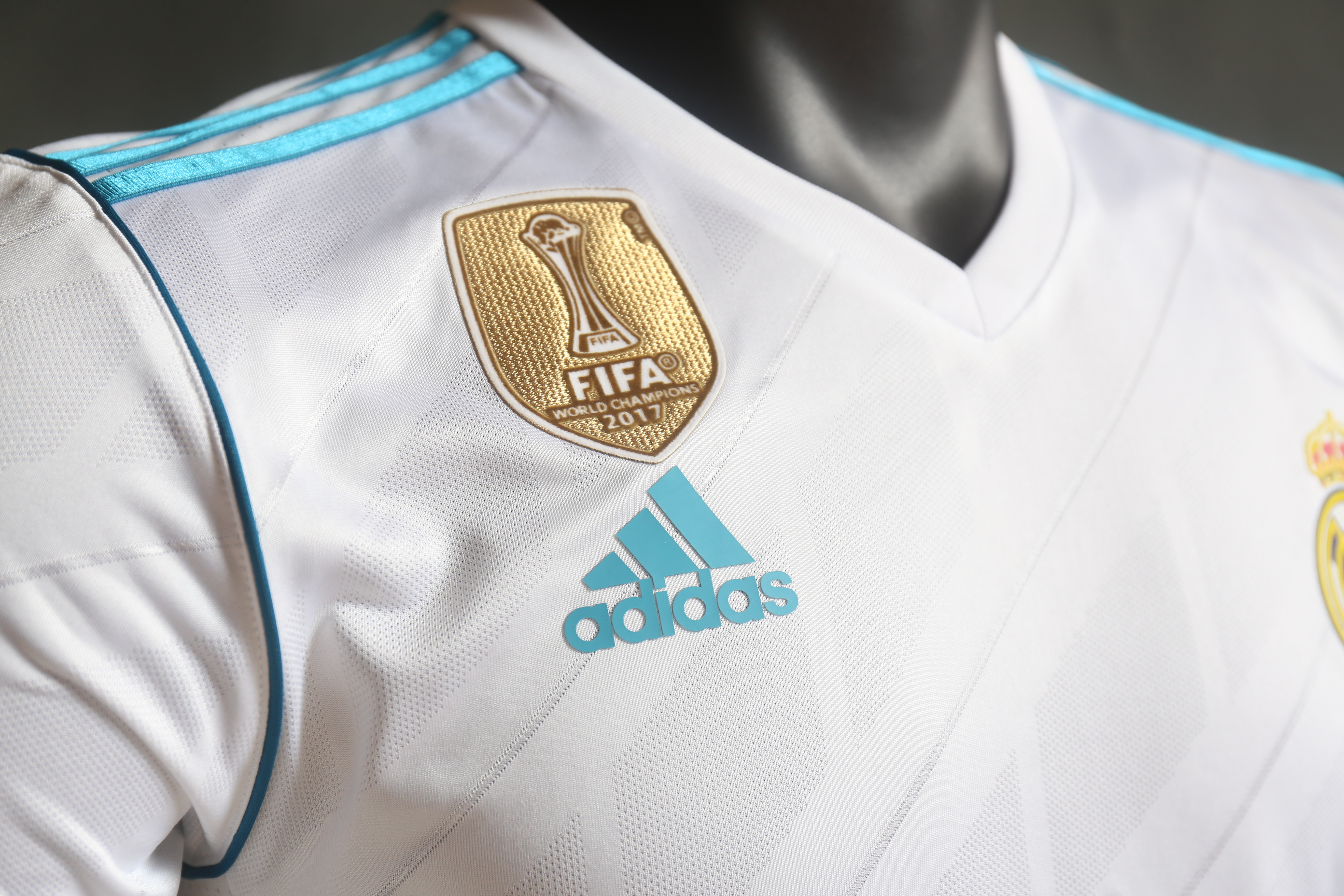17-18  Real Madrid  Home Player  Retro Jersey/ 17-18 皇马主场复古球员