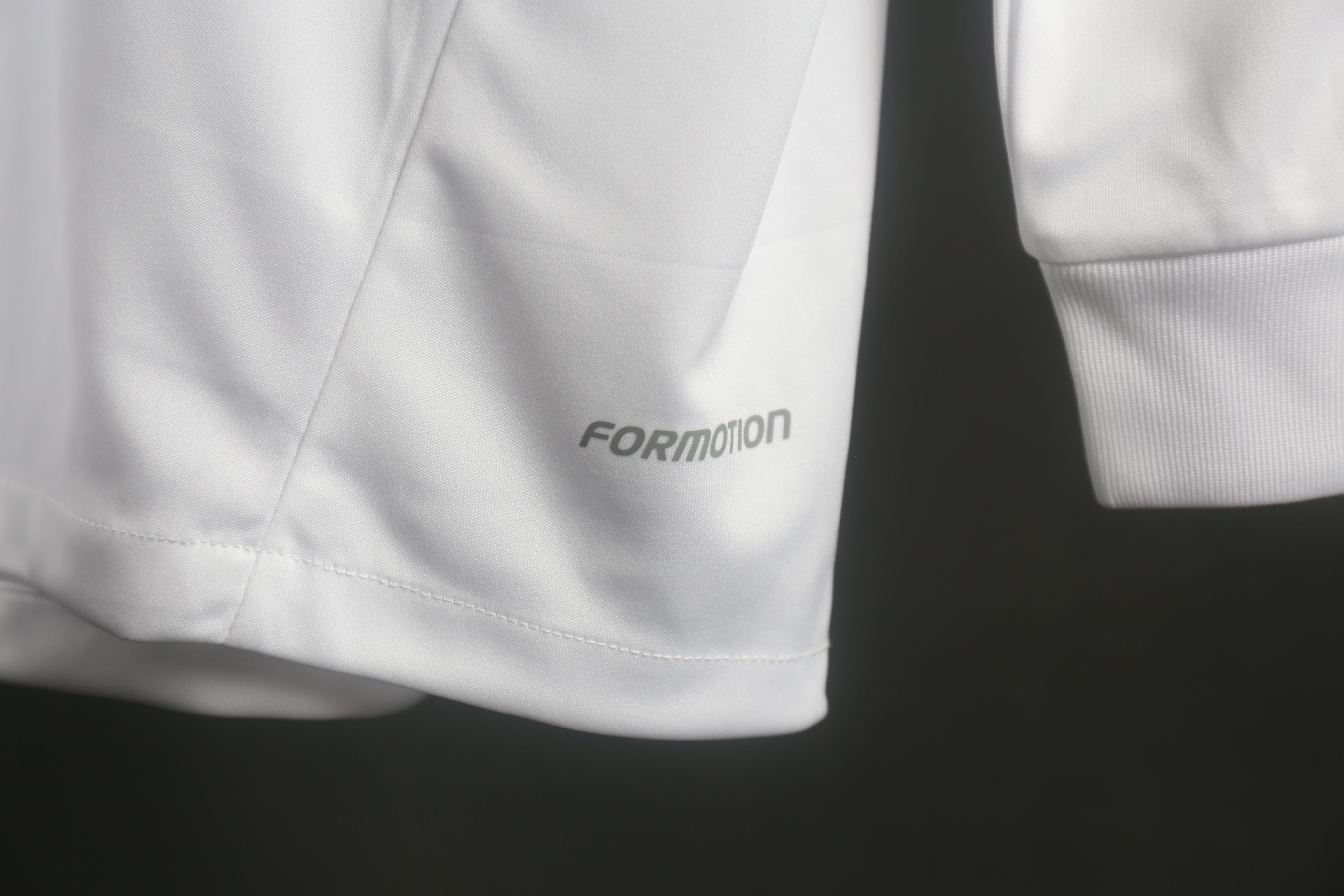 11-12 Real Madrid Home Long Sleeve Player Retro Jersey/11-12 皇马主场球员长袖
