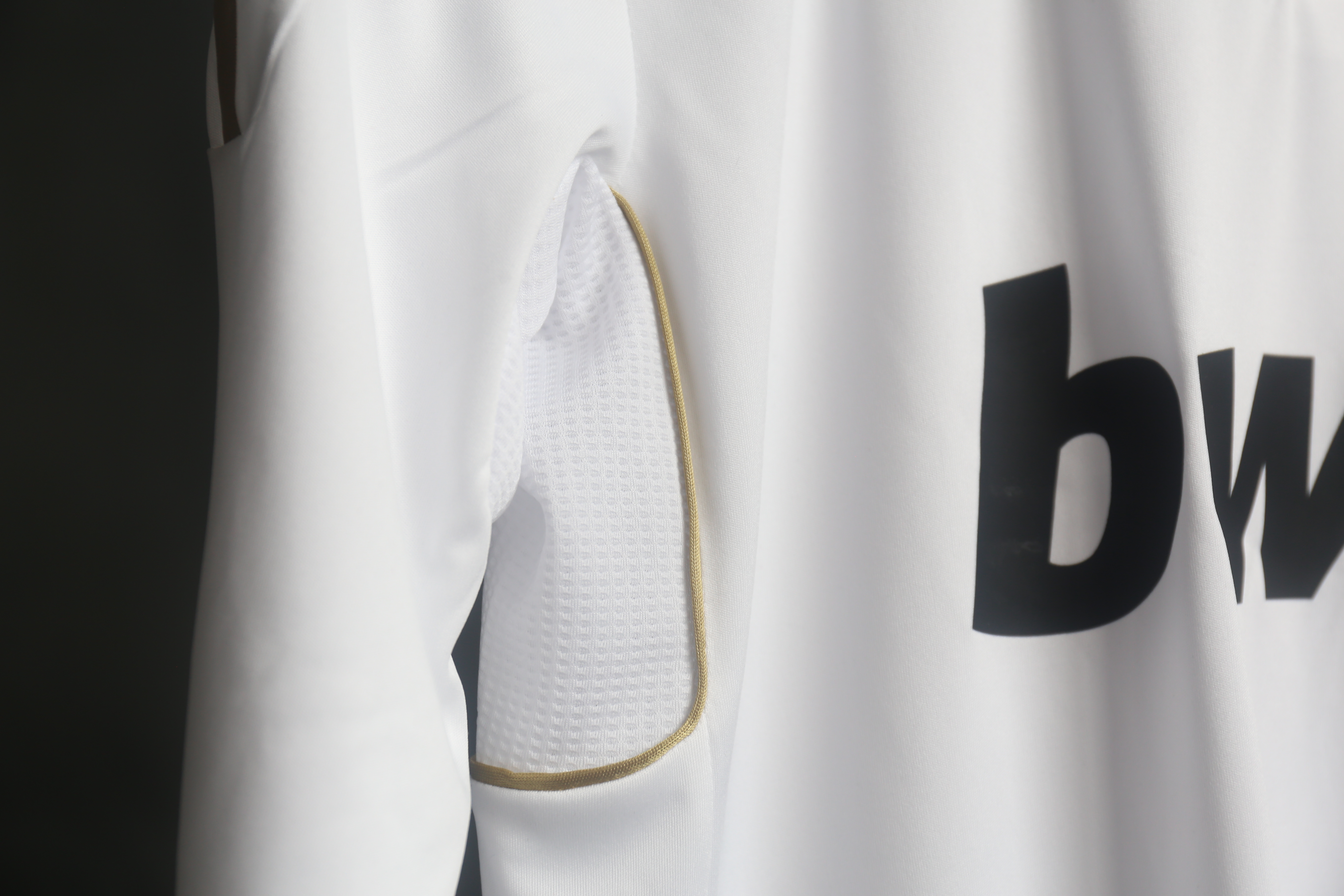 11-12 Real Madrid Home Long Sleeve Player Retro Jersey/11-12 皇马主场球员长袖