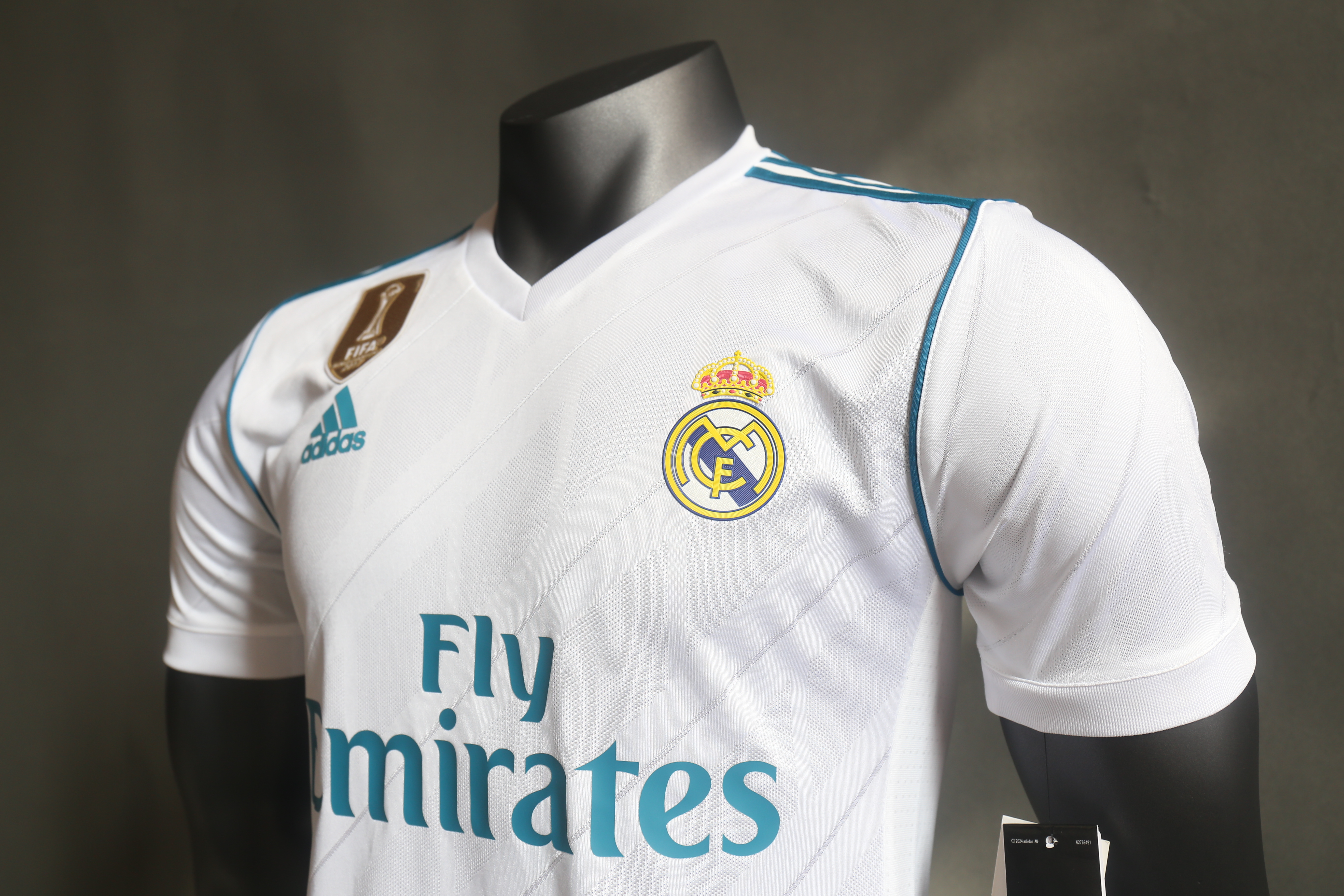17-18  Real Madrid  Home Player  Retro Jersey/ 17-18 皇马主场复古球员