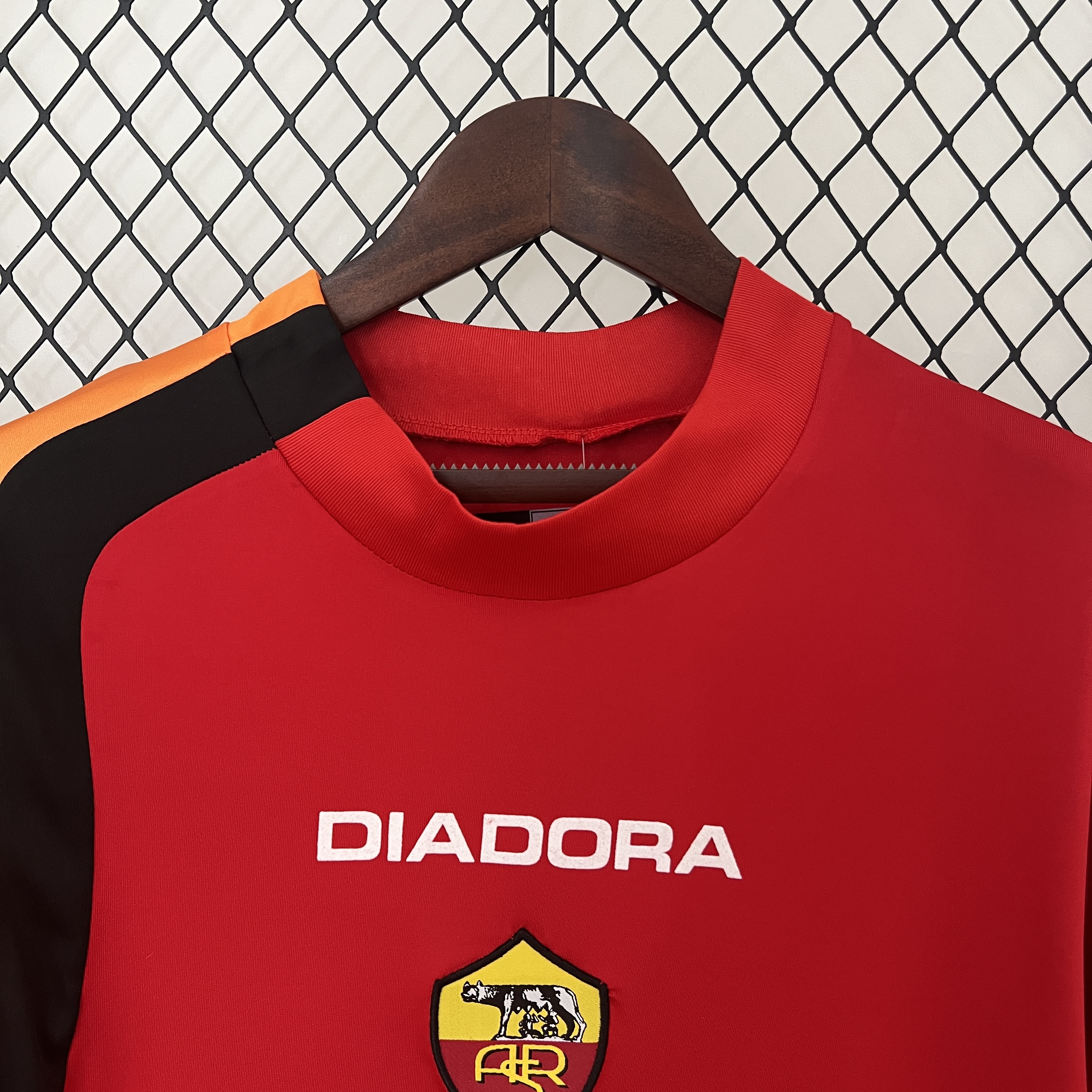 04-05 Roma Home Retro Jersey/ 04-05 罗马主场复古