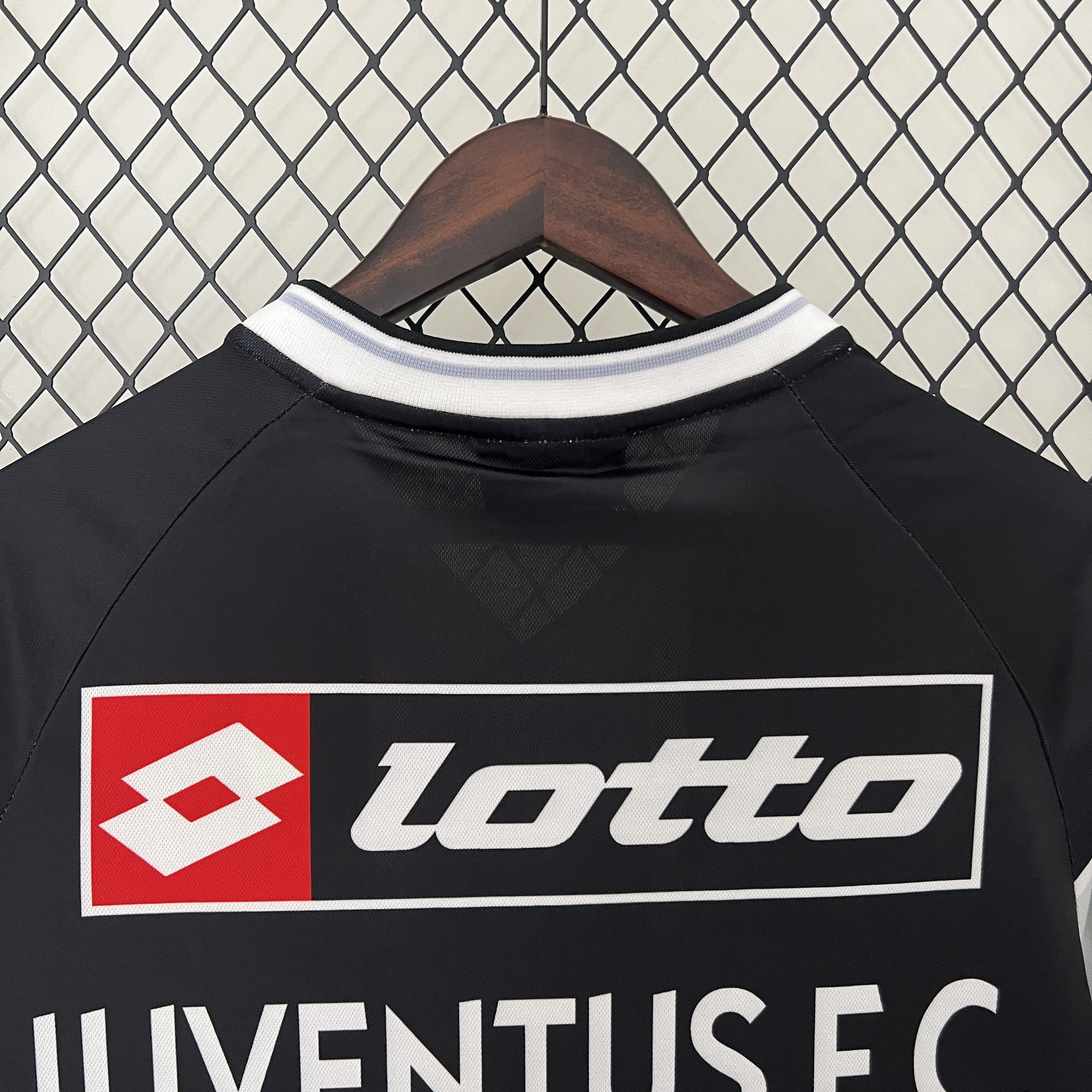00-01 Juventus Training Retro Jersey/ 00-01 尤文训练服复古