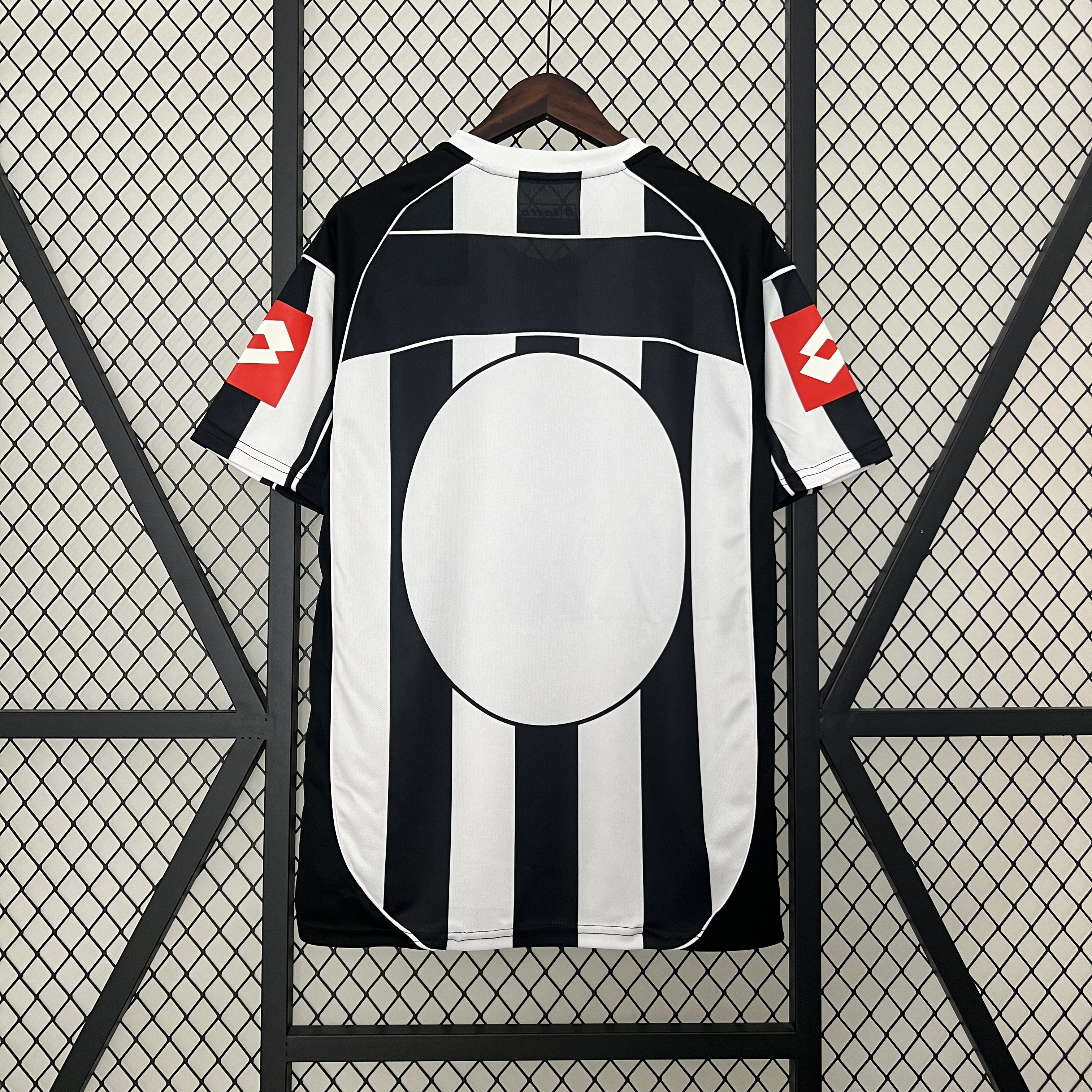 02-03 Juventus Home Retro Jersey/ 02-03 尤文主场复古