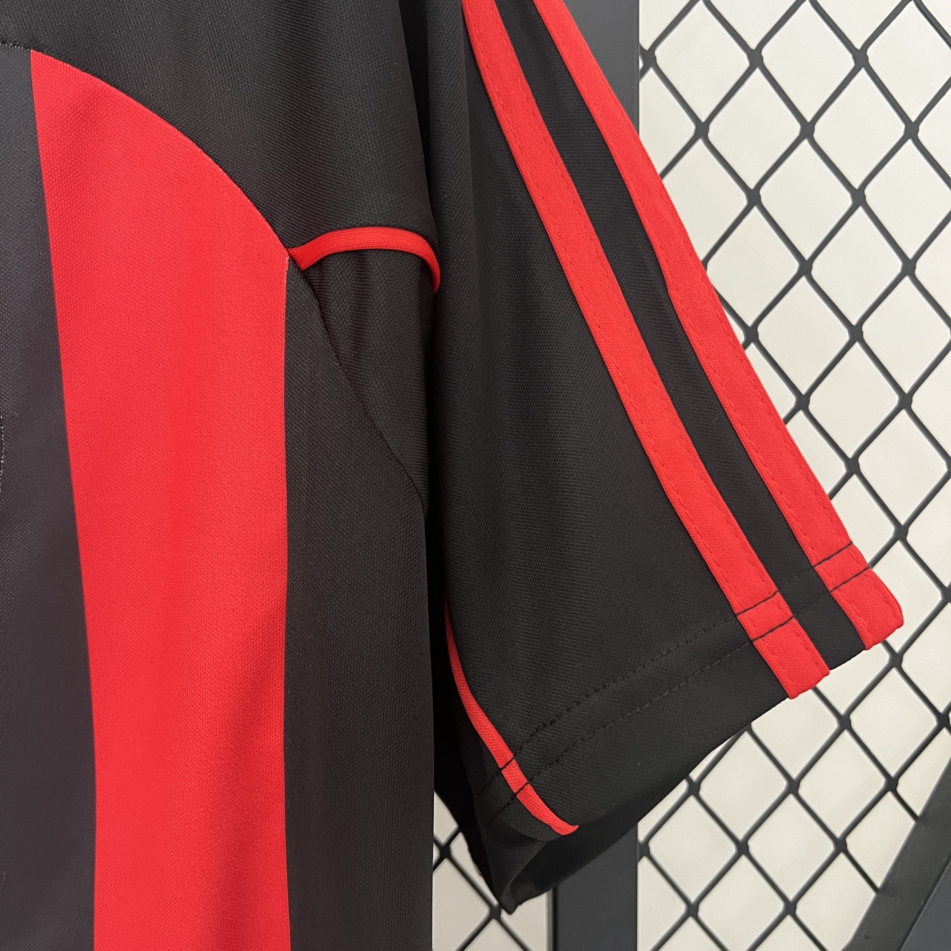 01-02 AC Milan Home Retro Fans Jersey/ 01-02 AC米兰主场