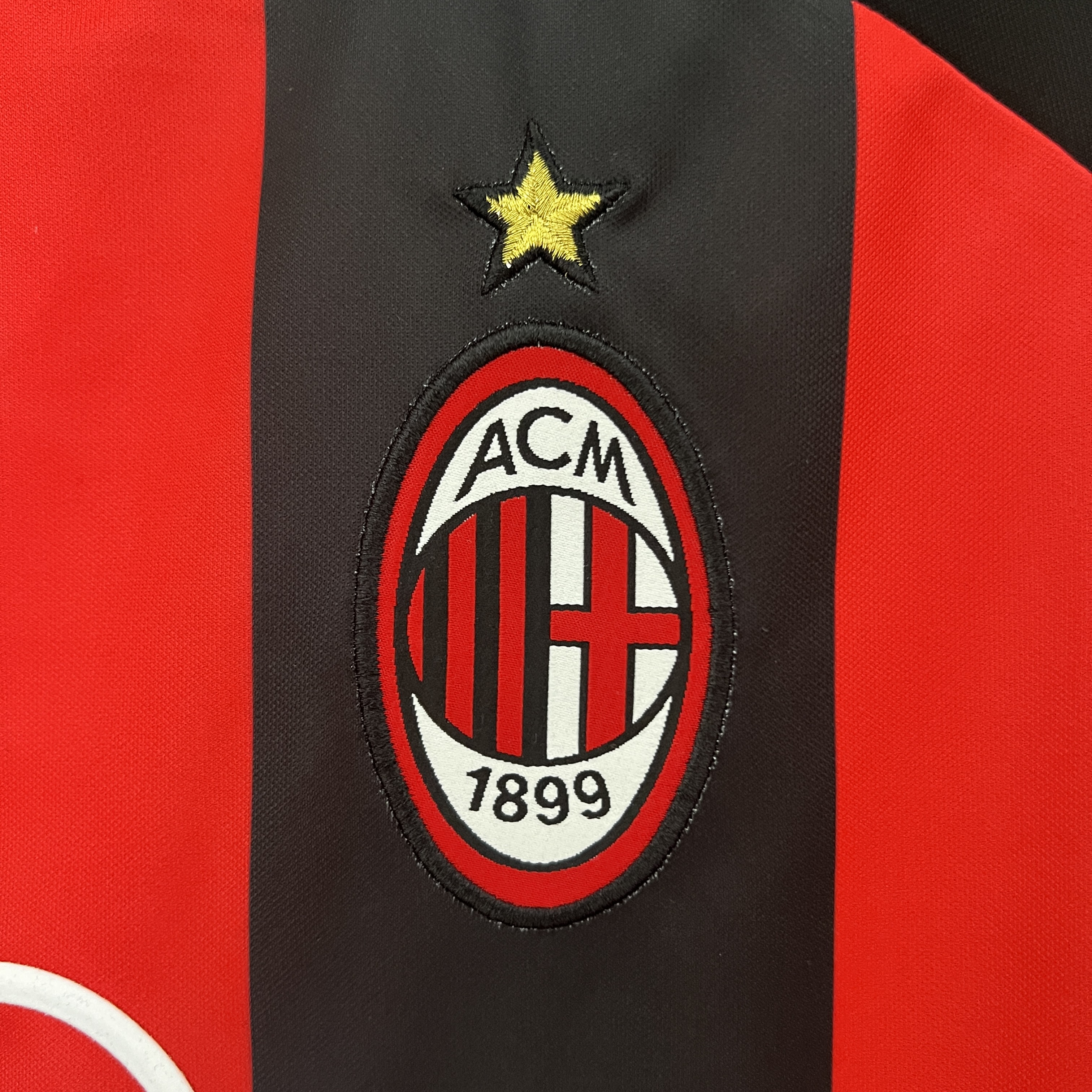 01-02 AC Milan Home Retro Fans Jersey/ 01-02 AC米兰主场