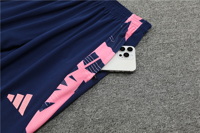 24-25 Arsenal Pink Training Suit/24-25 阿森纳粉色训练服