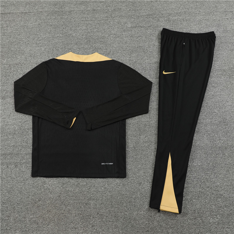 24-25 PSG Black Player Version Training Suit/24-25PSG巴黎半拉训练服，球员版