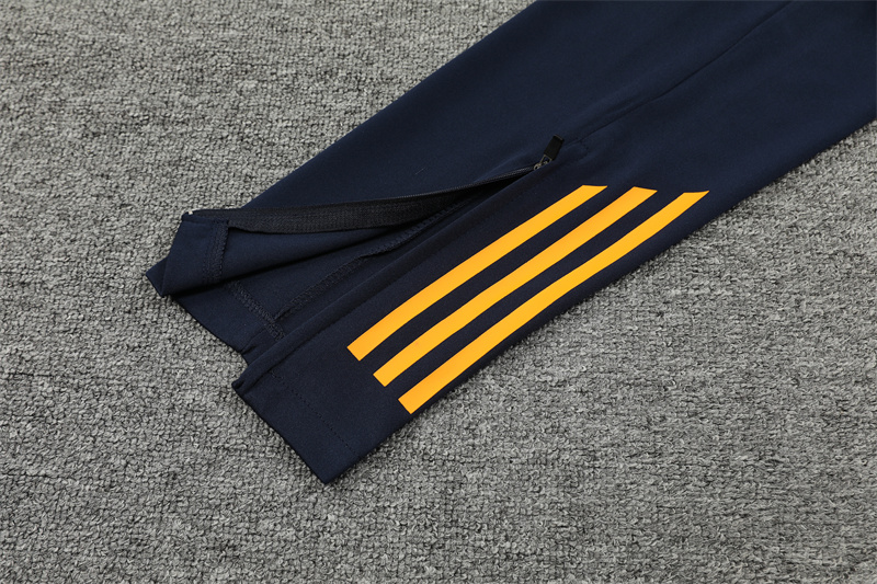 24-25 Real Madrid White Training Suit/ 24-25 皇马白色半拉训练服