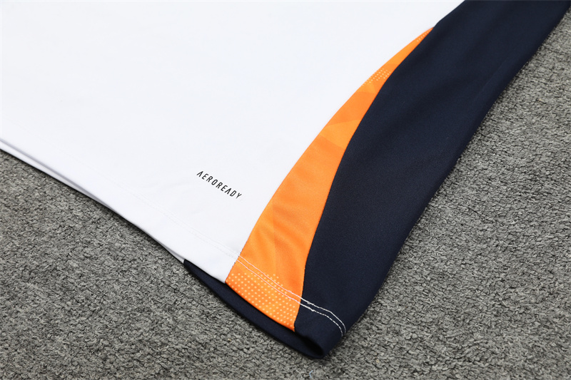 24-25 Real Madrid White Training Suit/ 24-25 皇马白色半拉训练服