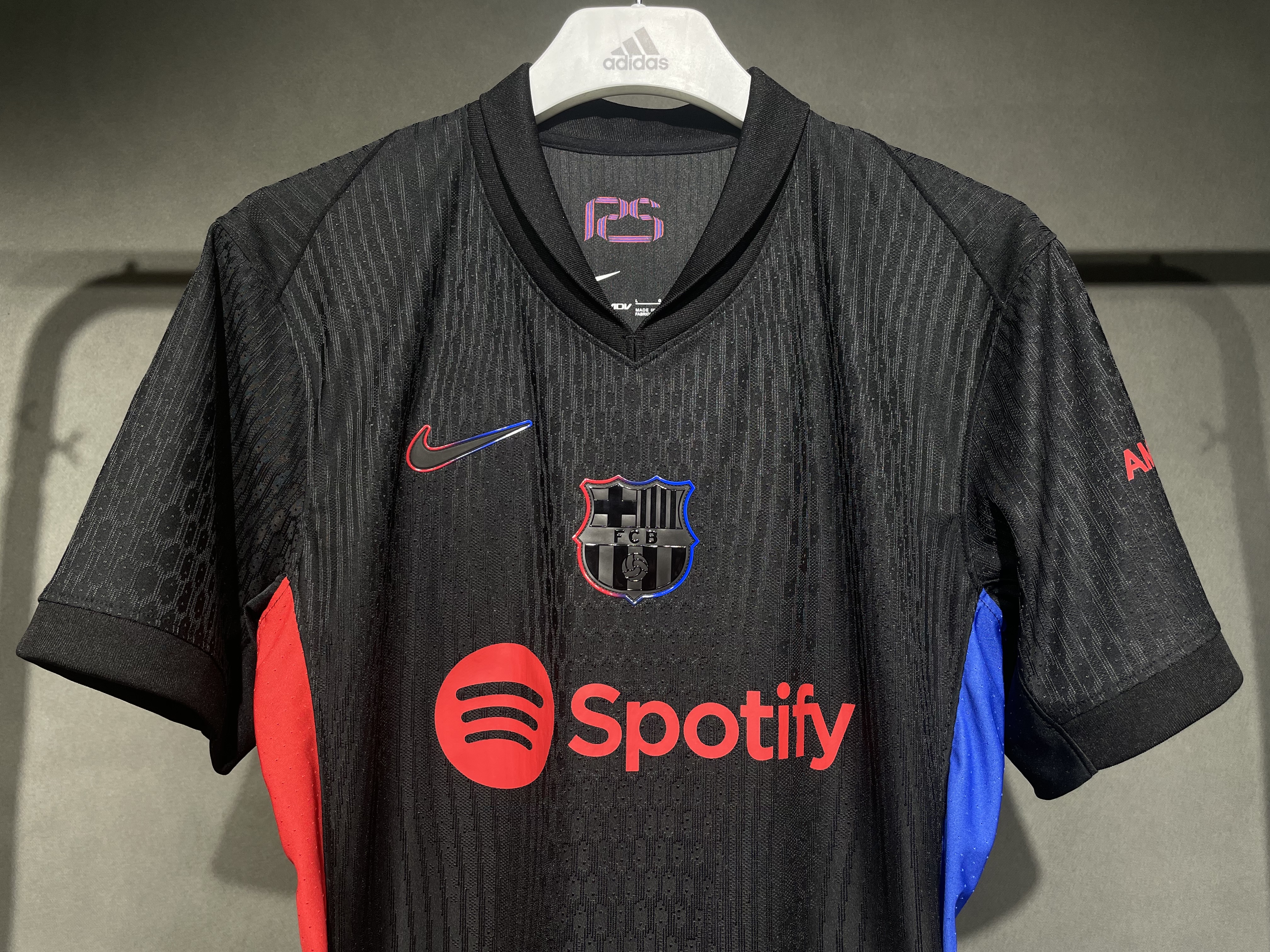 24-25 Barcelona Away player Jersey/ 24-25 巴萨客场球员版