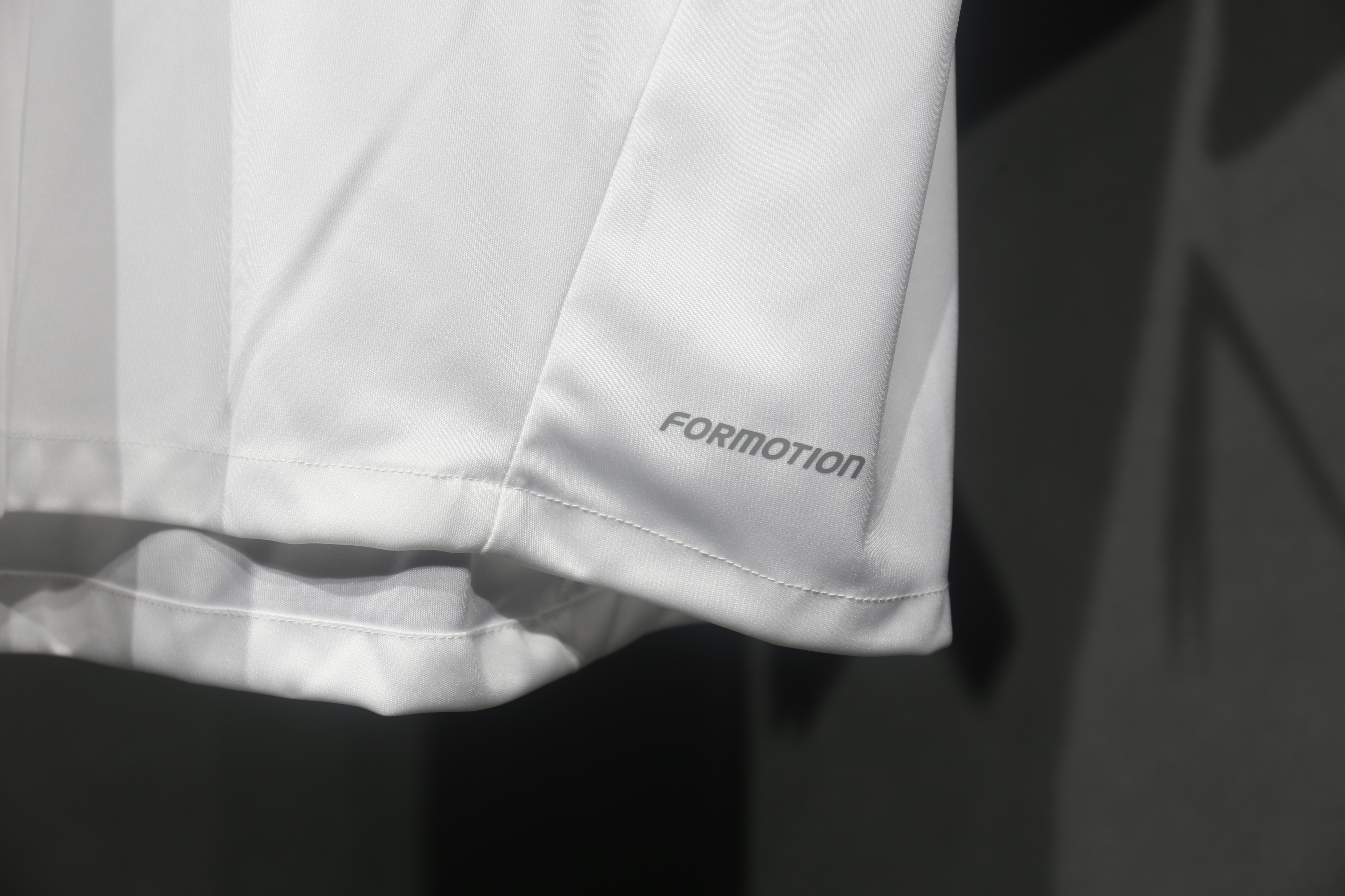 11-12 Real Madrid Home  Player Retro Jersey/11-12 皇马主场球员