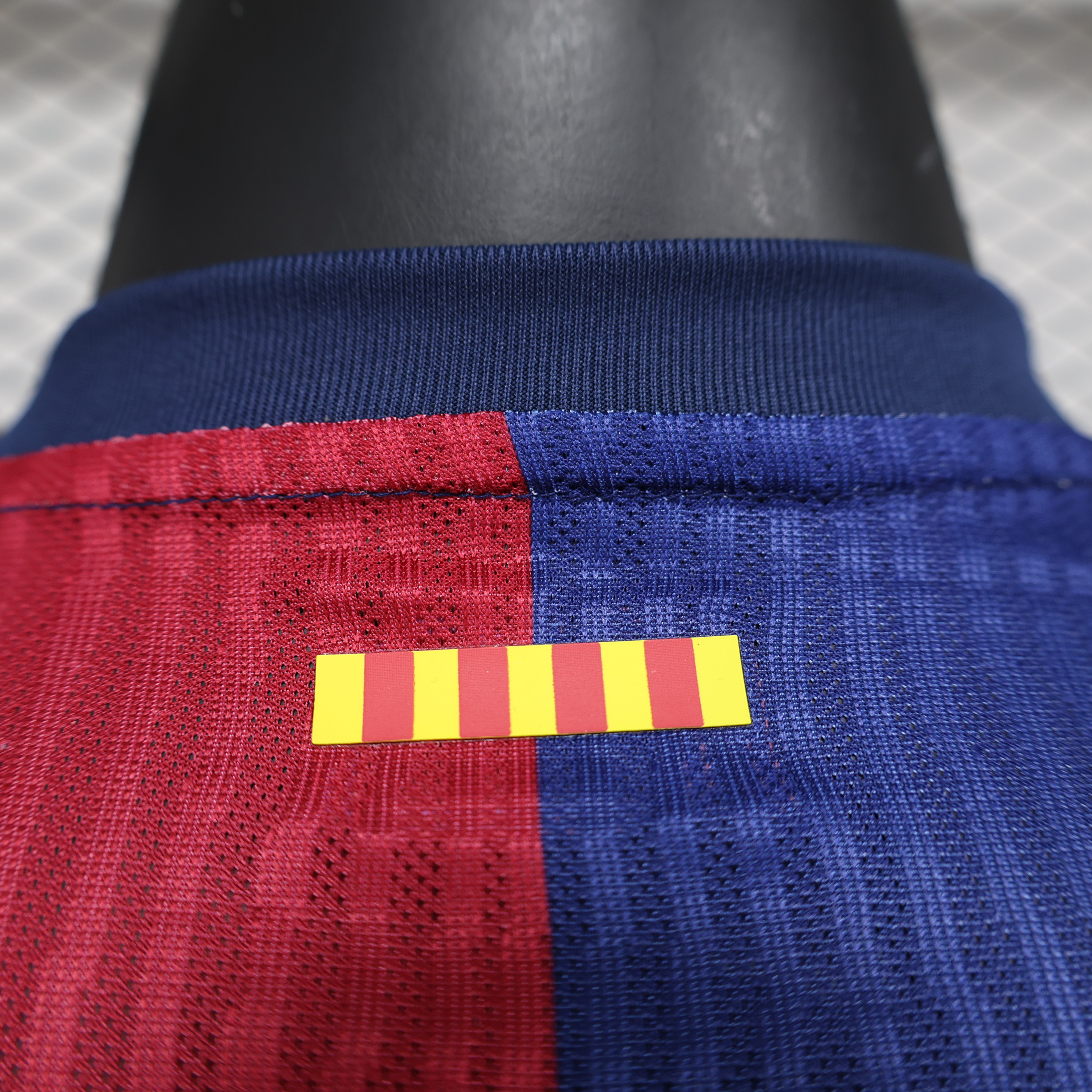 24-25 Barcelona Home Long Sleeve Player Version Jersey/ 24-25巴萨主场球员版长袖