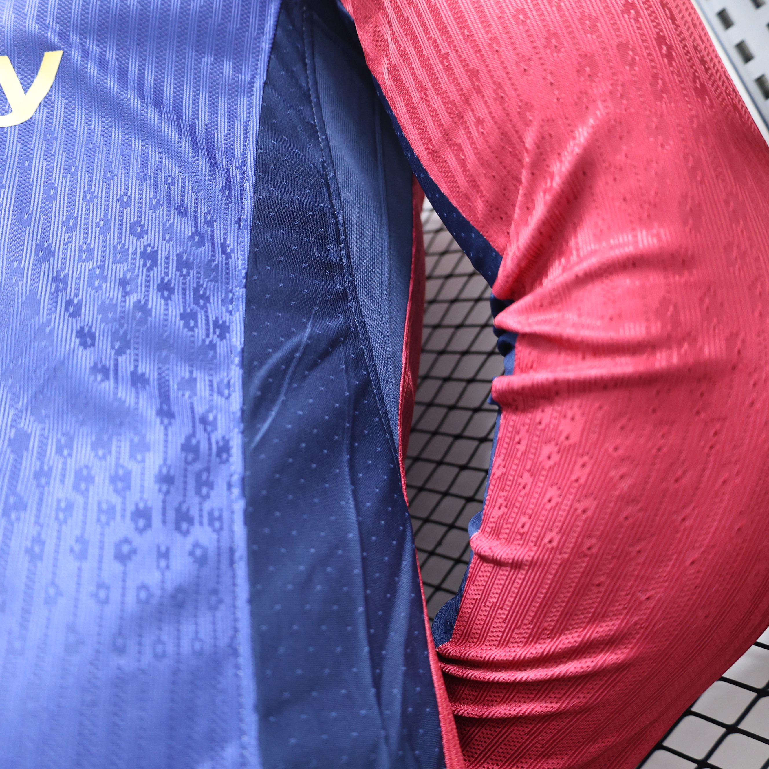 24-25 Barcelona Home Long Sleeve Player Version Jersey/ 24-25巴萨主场球员版长袖